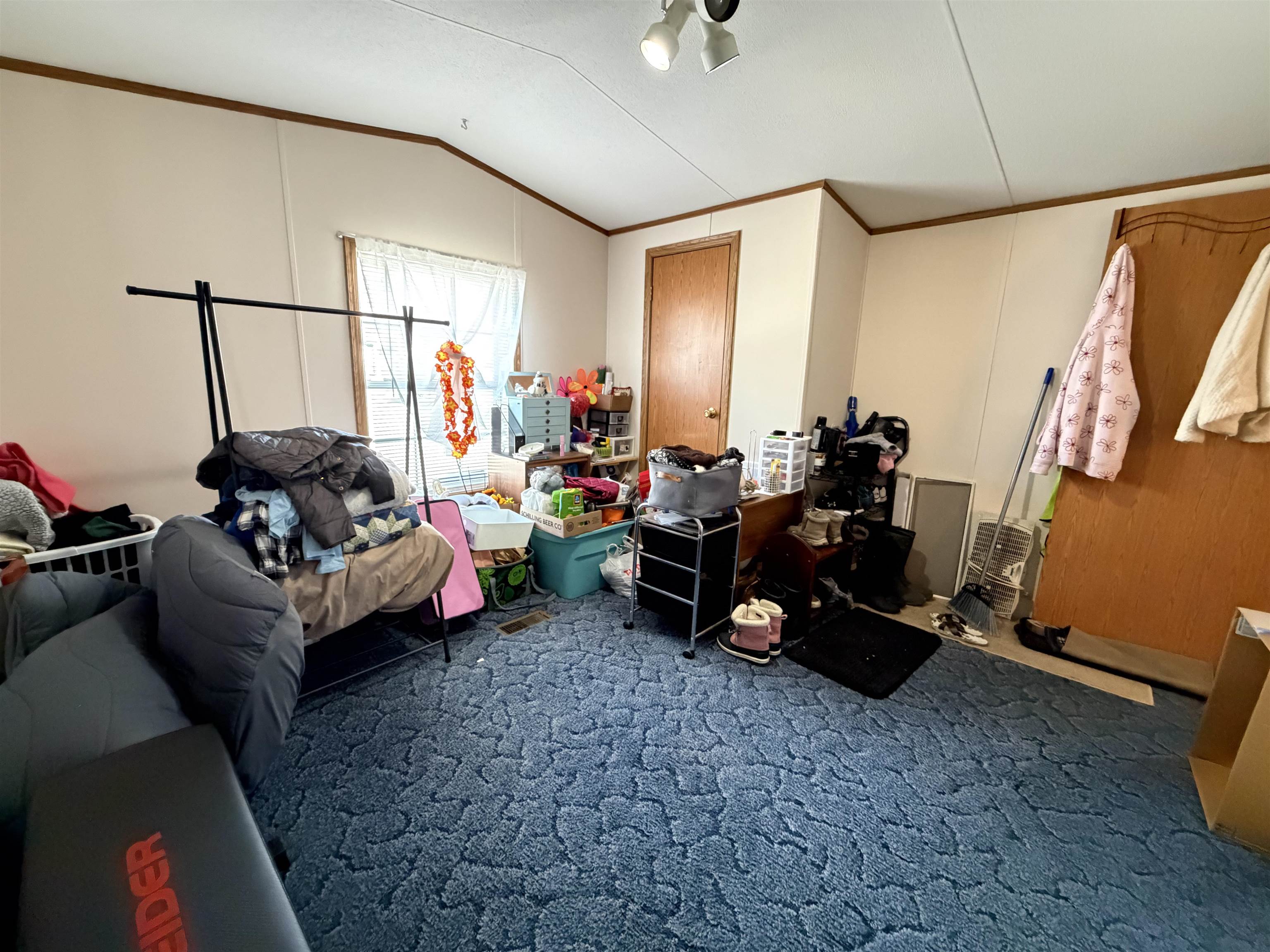 5 Coreys Mobile Home Pk, Littleton, NH 03561