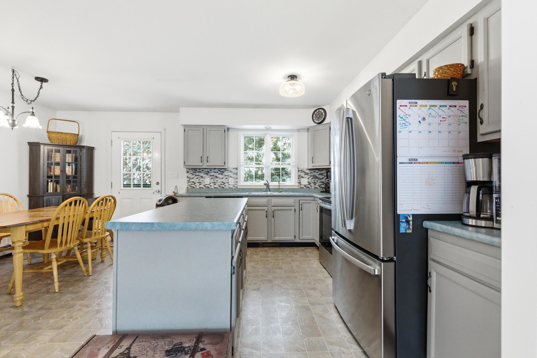 48 Huntington Dr, Hillsborough, NH 03244