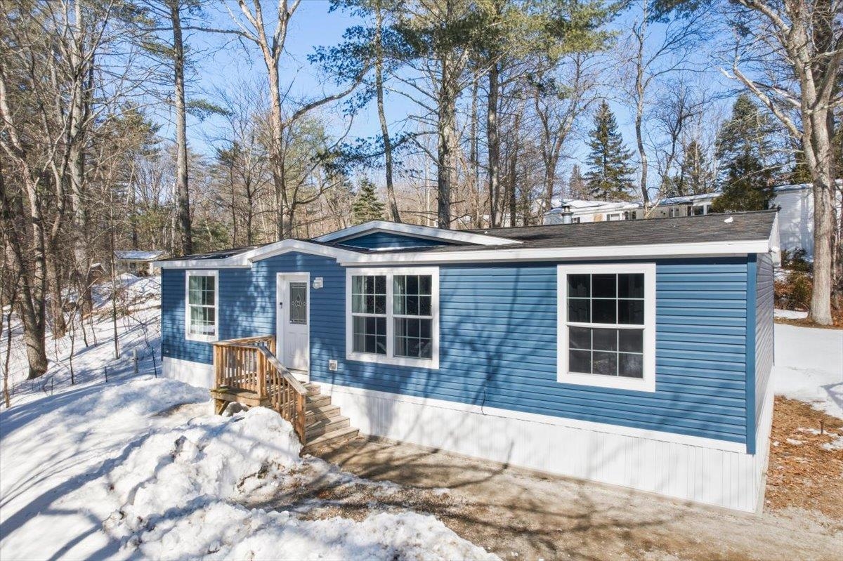 7 Pinecrest Cir, Allenstown, NH 03275