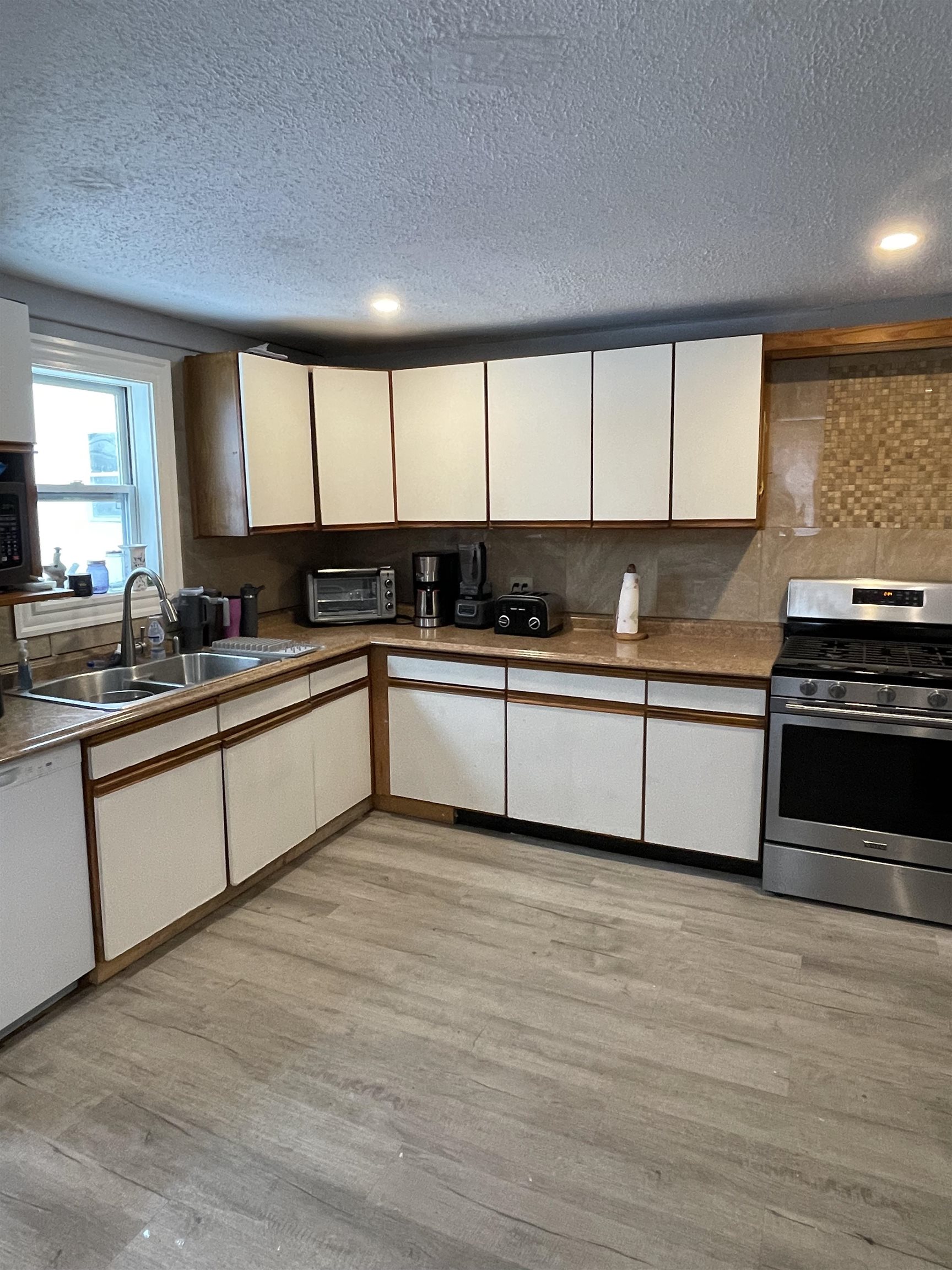 173 Main St, Belmont, NH 03220