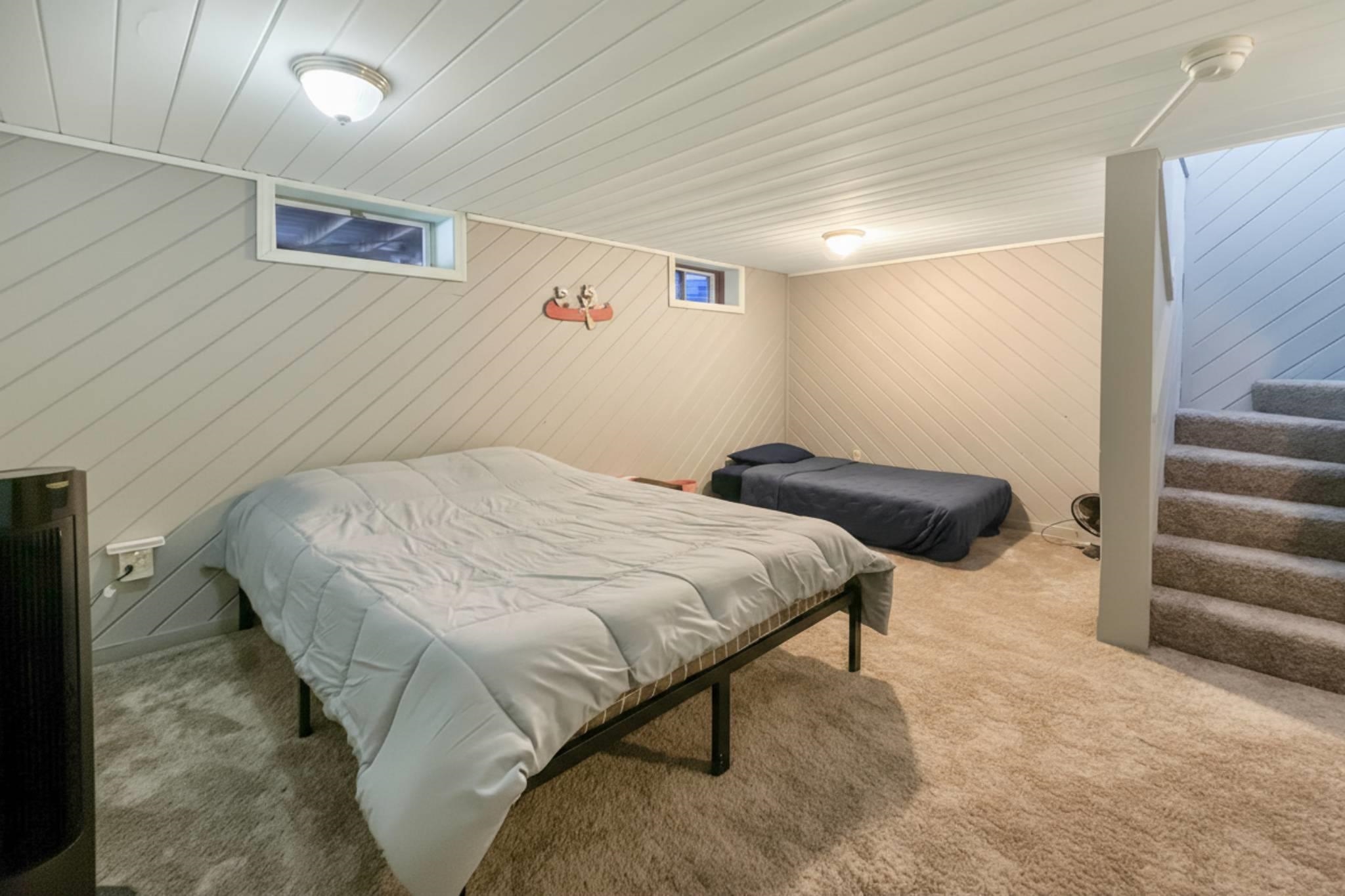 49 Red Sleigh Rd, Campton, NH 03223