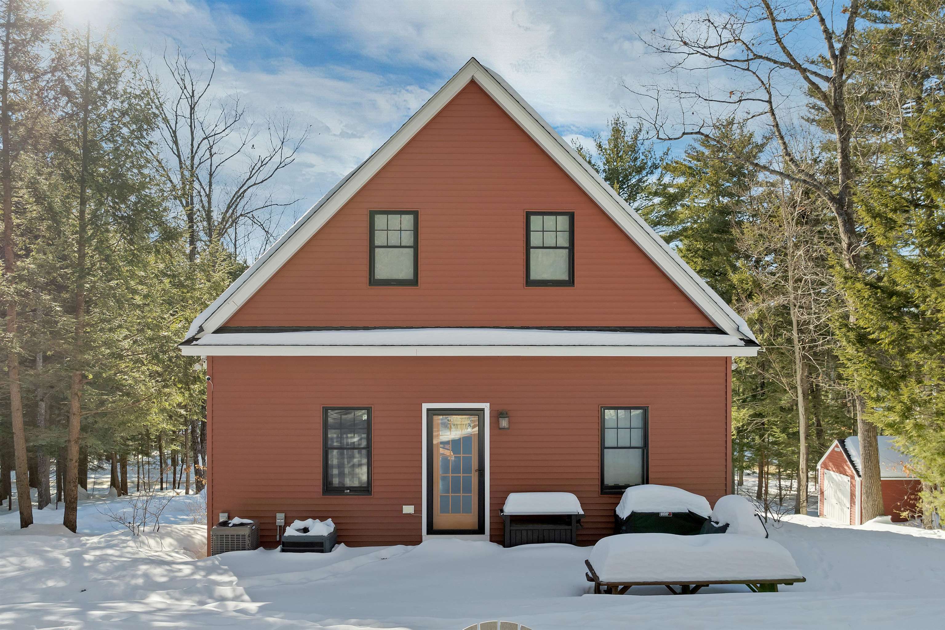 71 Deer Run Dr, Freedom, NH 03836