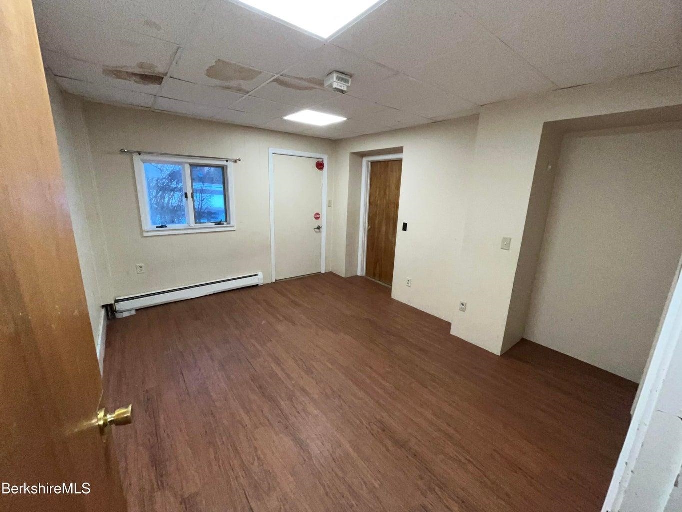 292 West St, Pittsfield, MA 01201