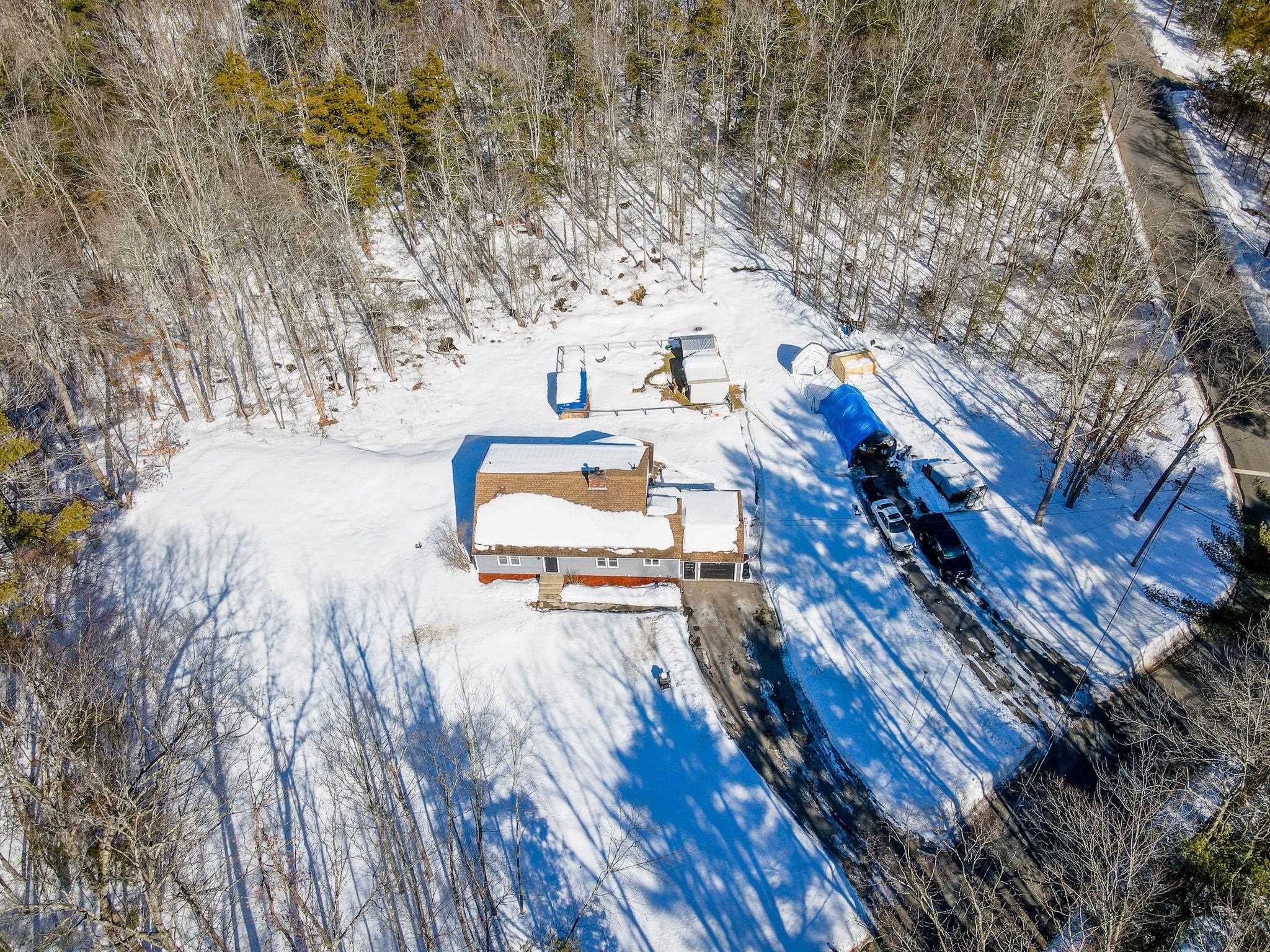 74 Royal Range Rd, Sandown, NH 03873