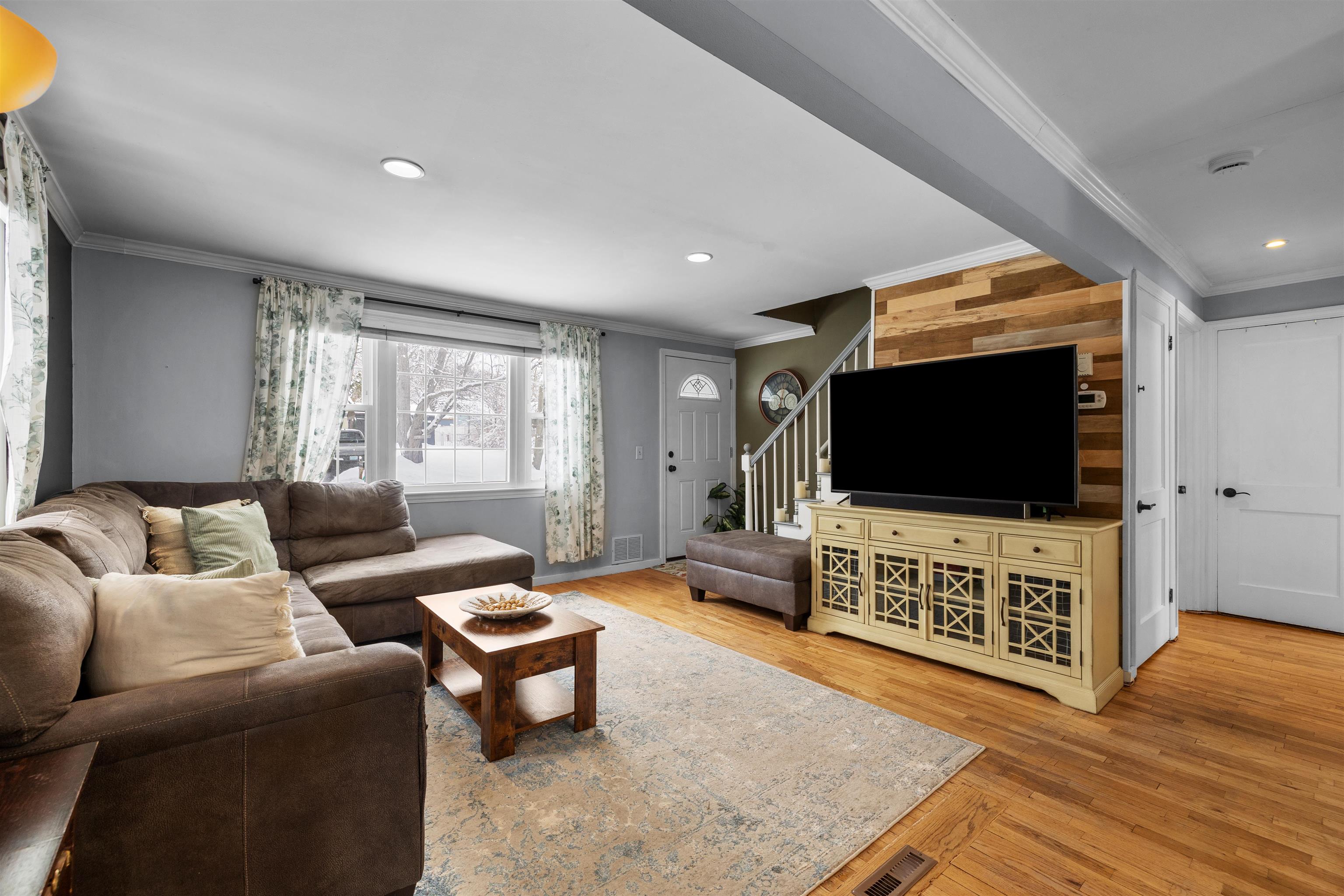 278 Exchange Ave, Manchester, NH 03104