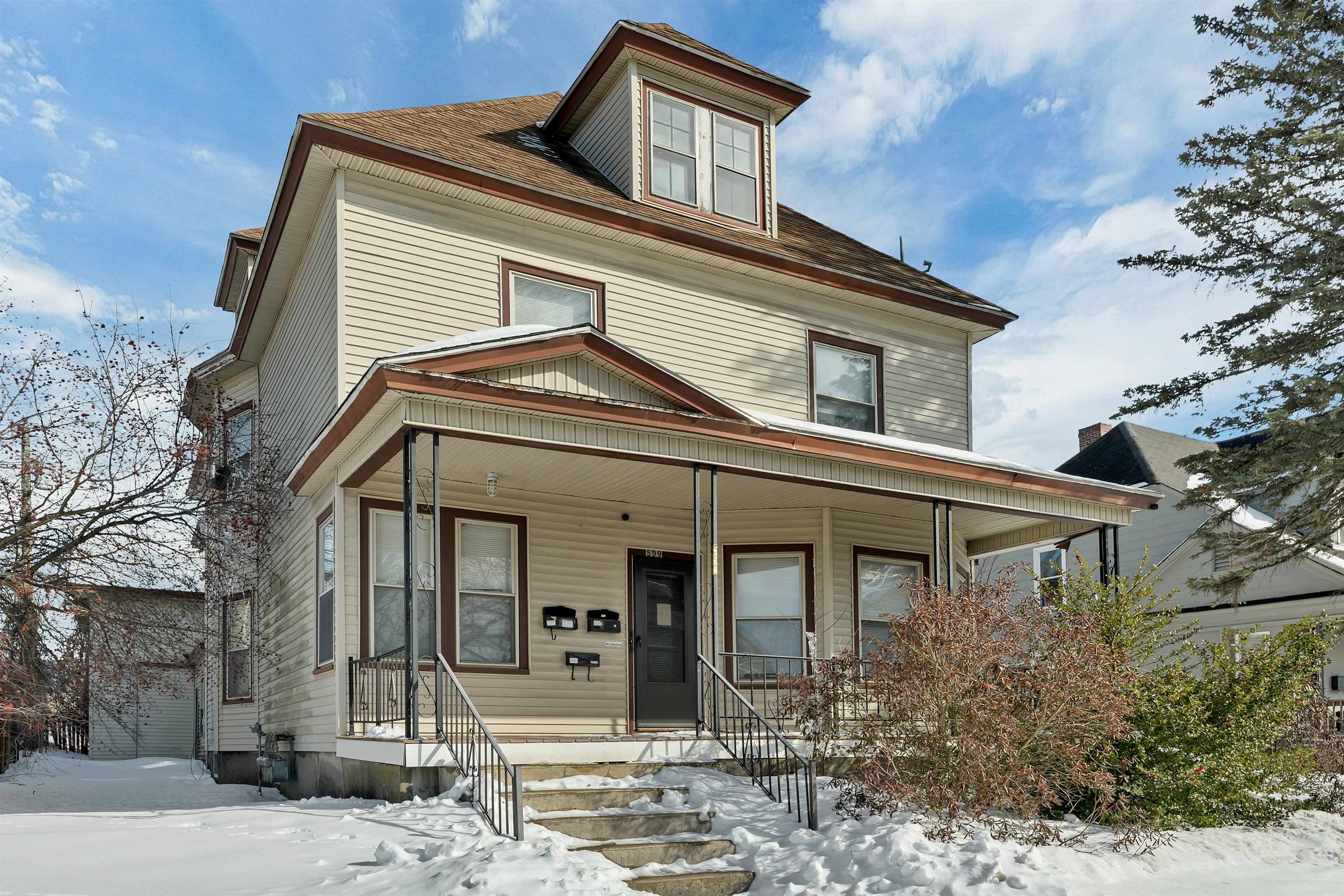 599 Beech St, Manchester, NH 03104