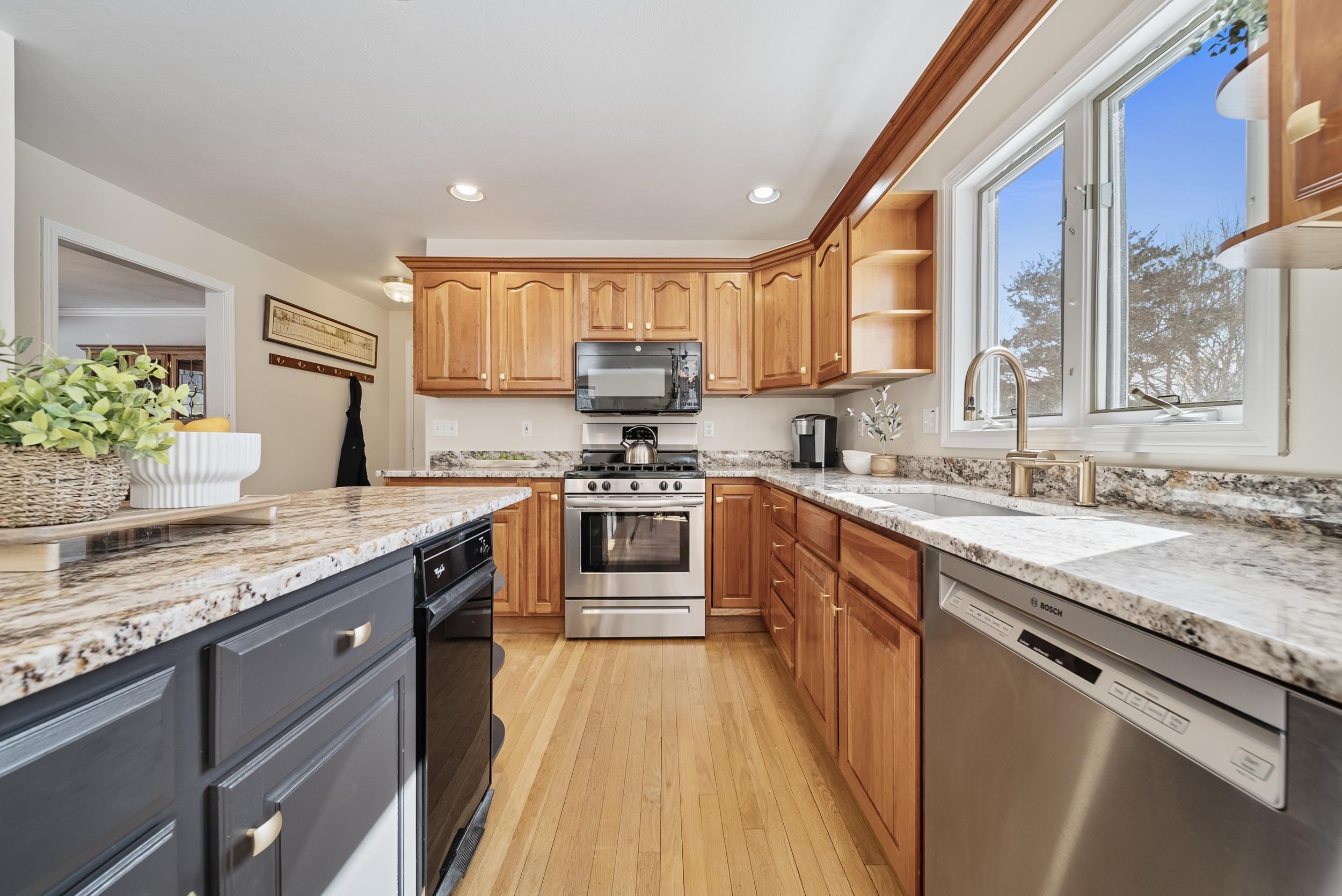 Homes for sale in Amherst, NH | 7 Jennifer Ln, Amherst, NH 03031 | MLS# 5078131