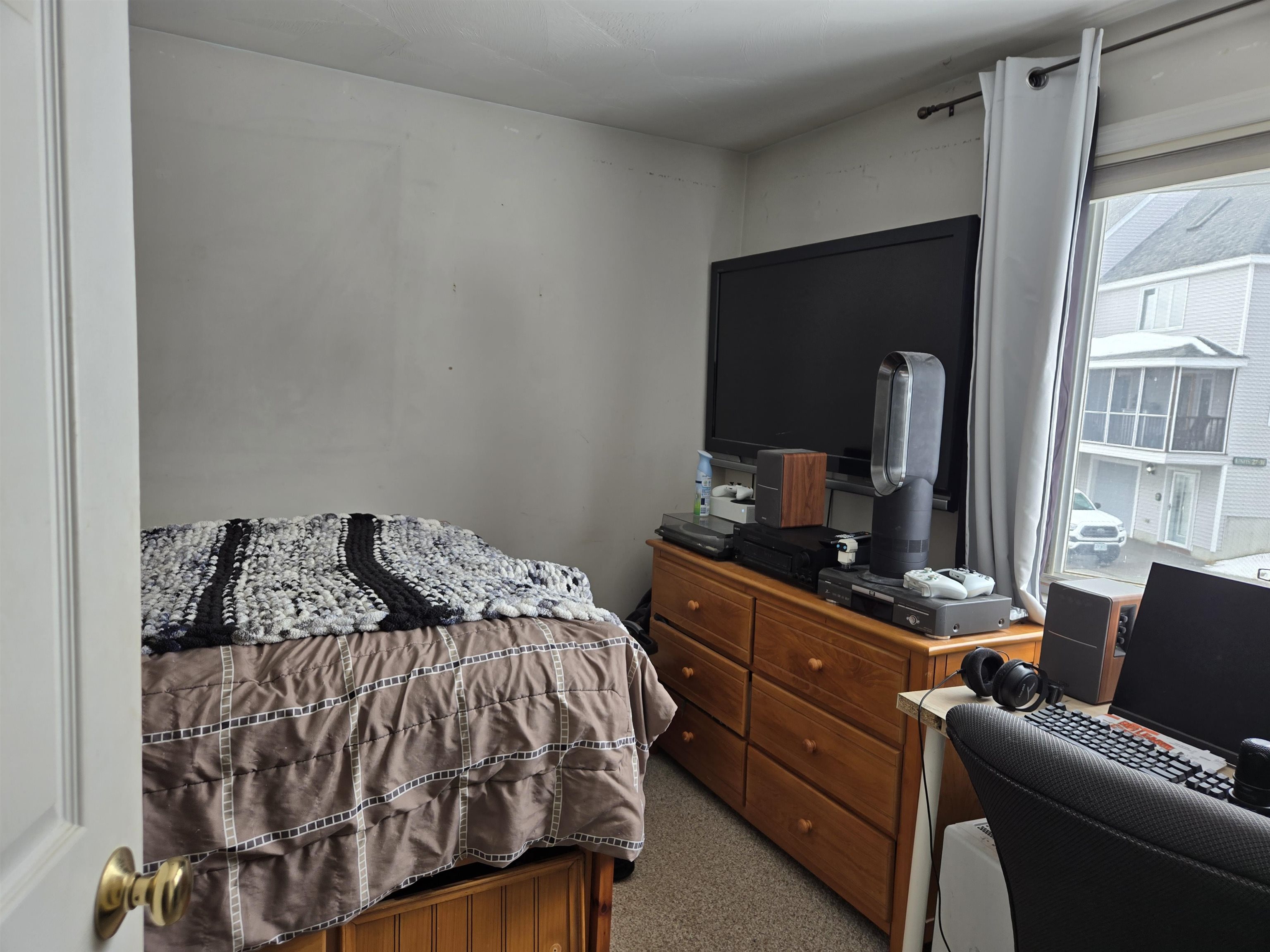 35 Collins Landing Rd #32, Weare, NH 03281