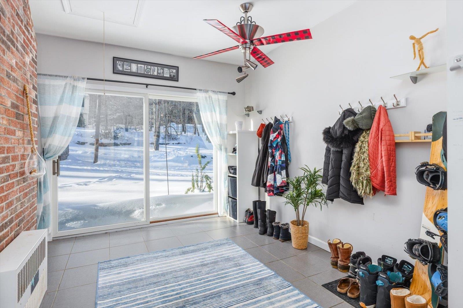 Homes for sale in Peterborough, NH | 71 Mountain View Dr, Peterborough, NH 03458 | MLS# 5078138