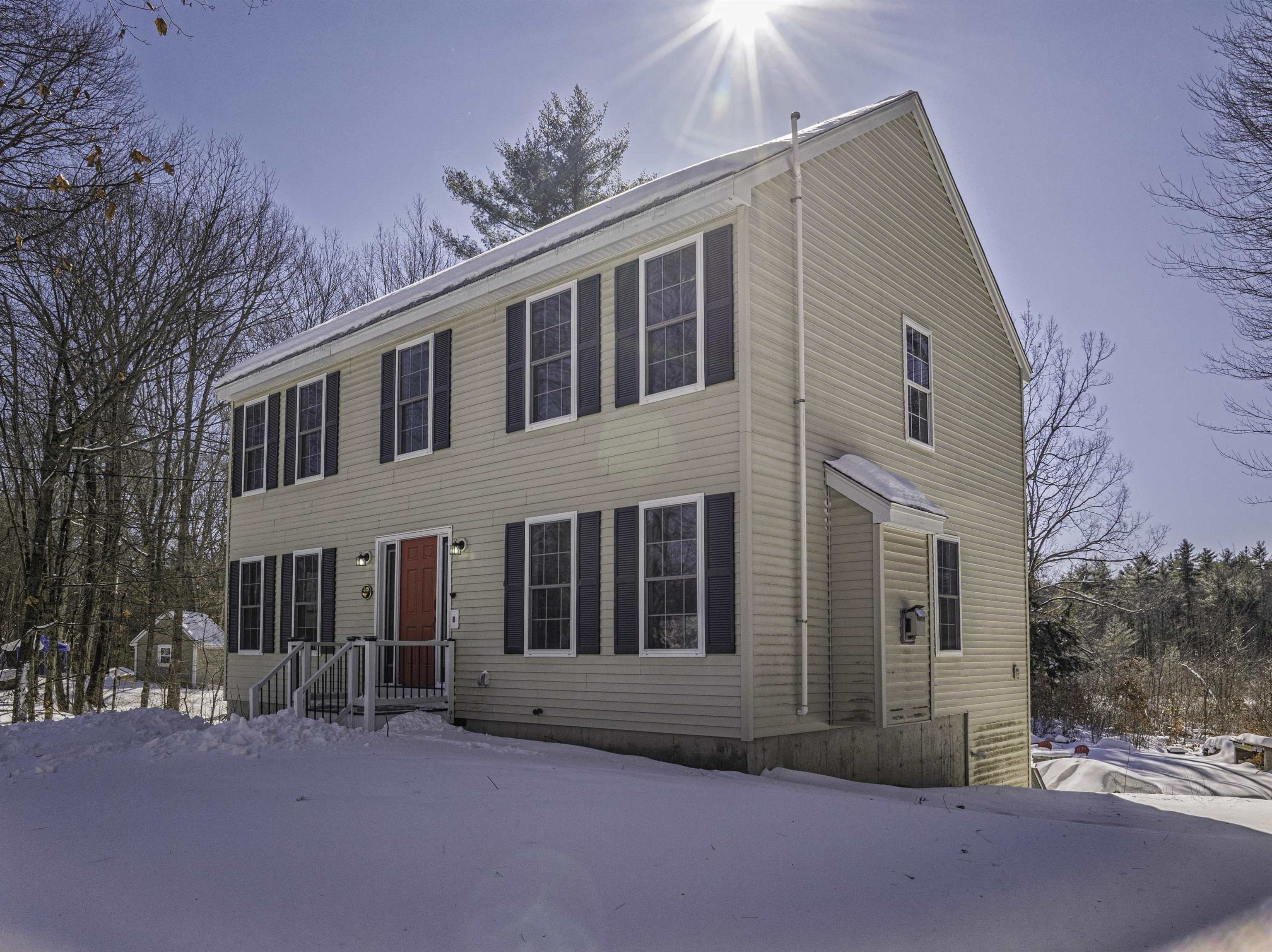 319 Old Concord Turnpike, Barrington, NH 03825