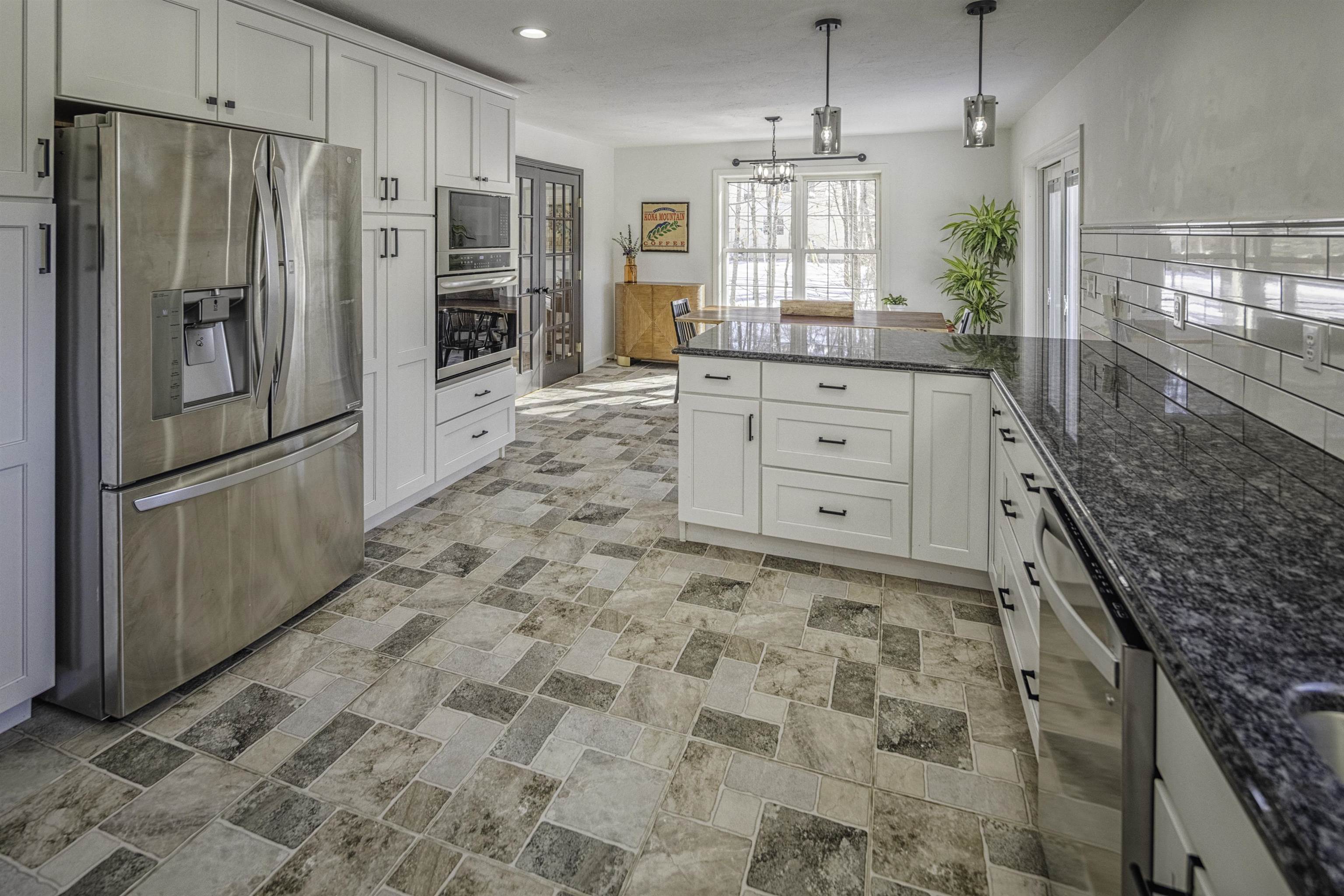 319 Old Concord Turnpike, Barrington, NH 03825