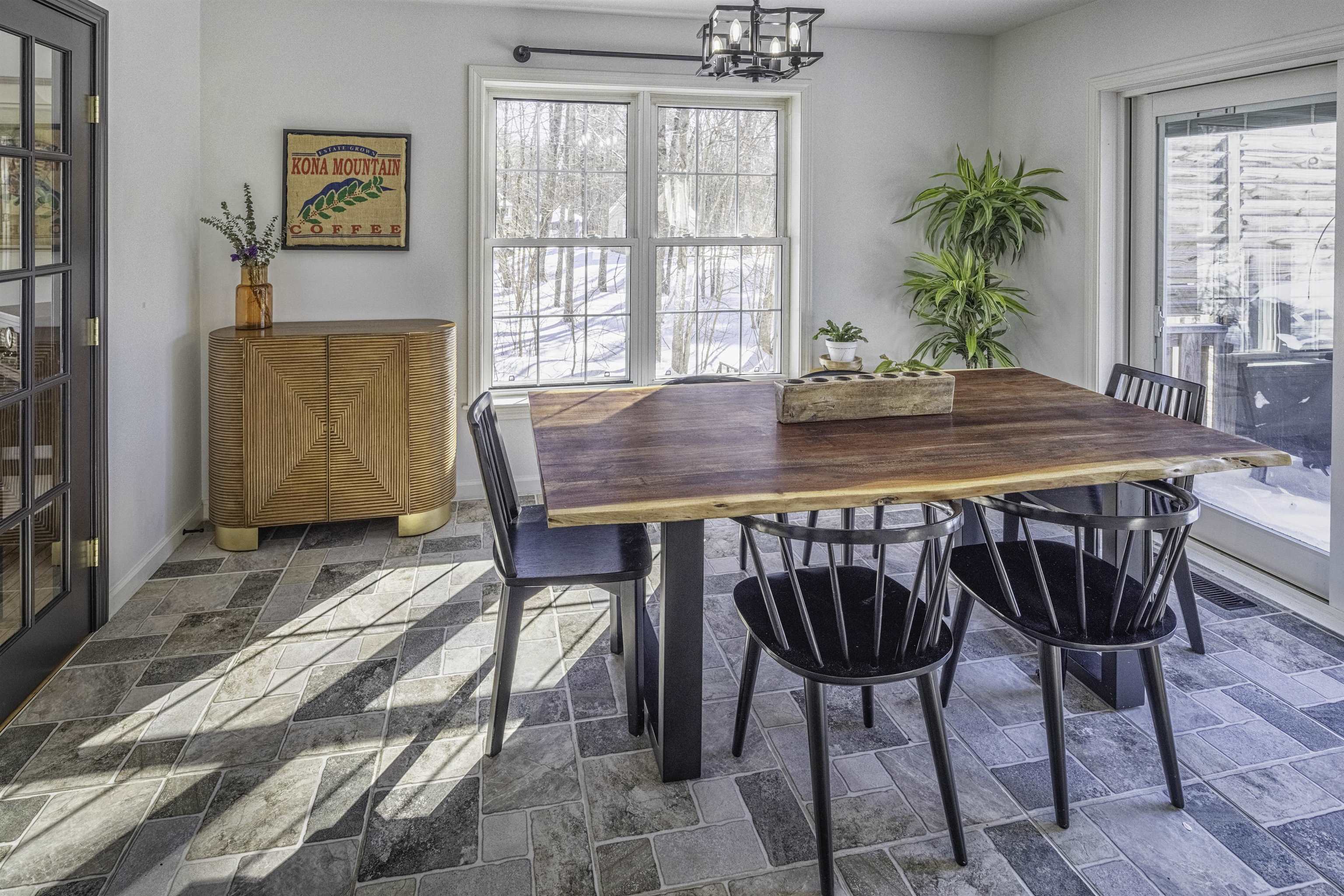 319 Old Concord Turnpike, Barrington, NH 03825