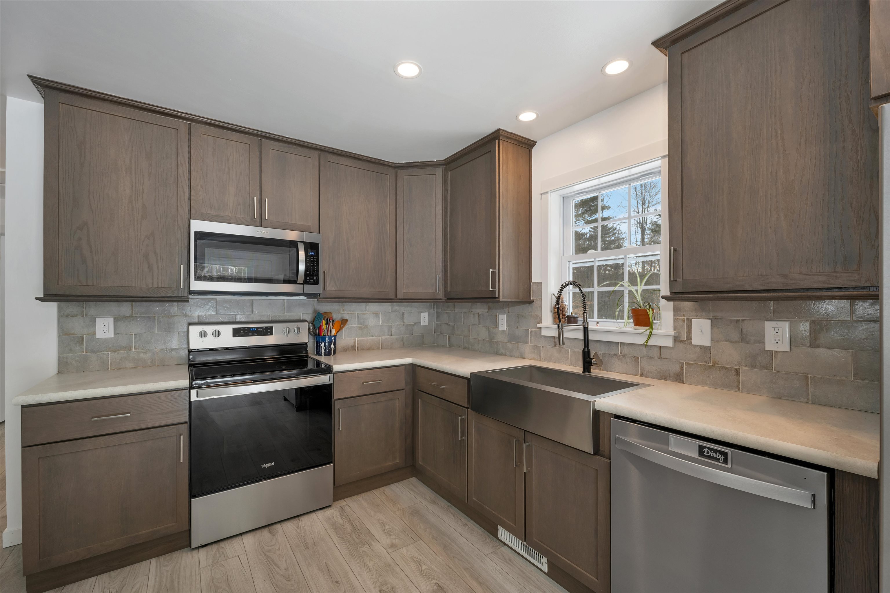 5 Granite Way, Canaan, NH 03741