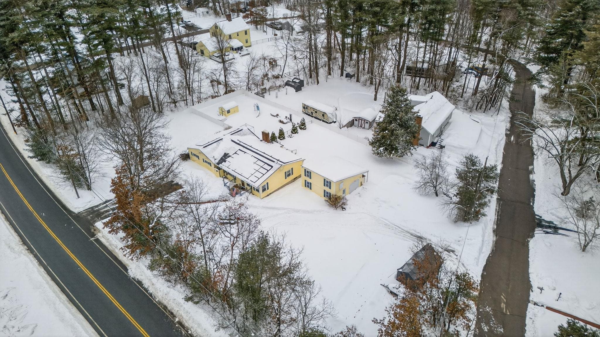 28 Pearson Rd, Merrimack, NH 03054