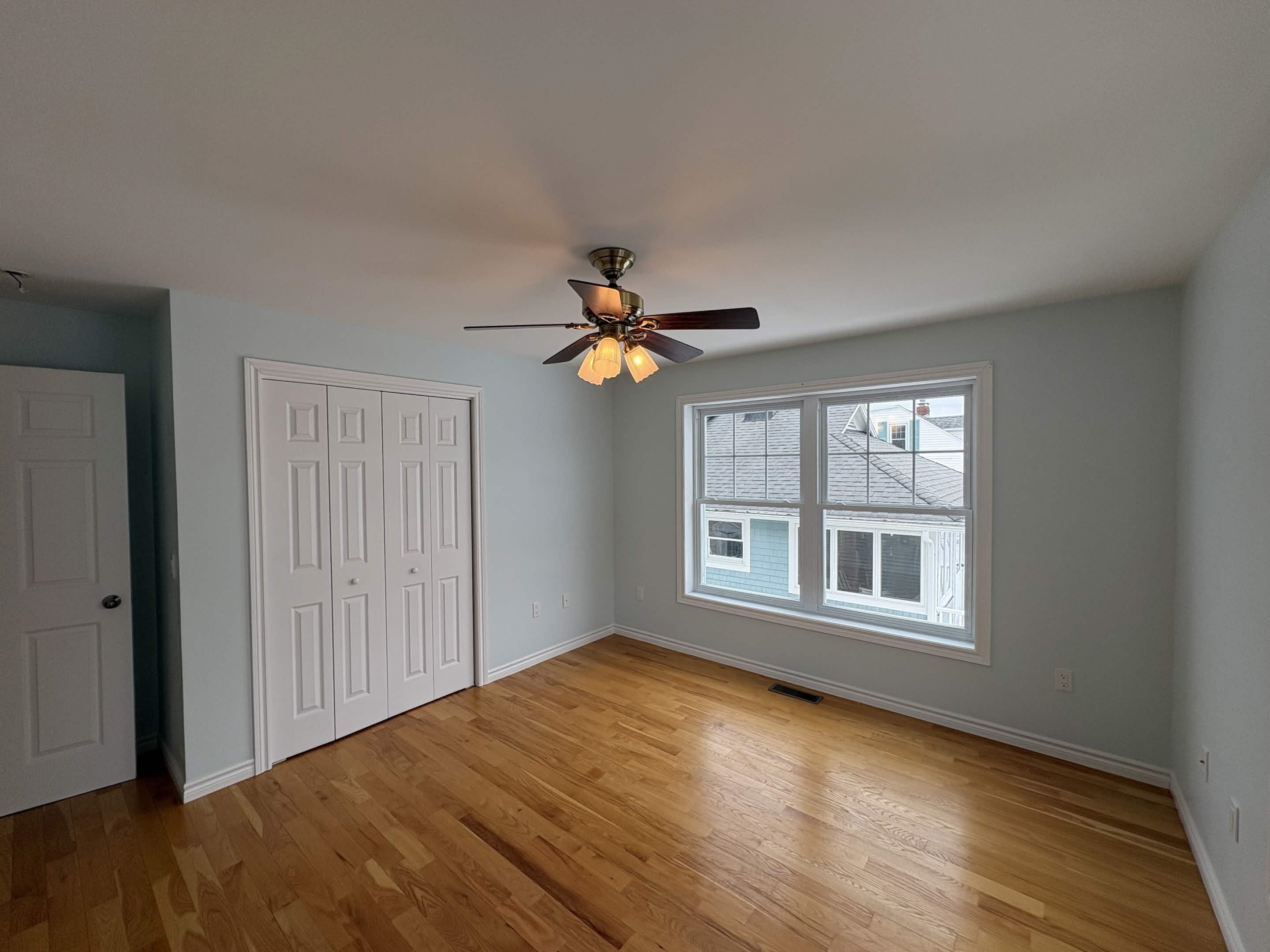 78 Pembroke St, Seabrook, NH 03874