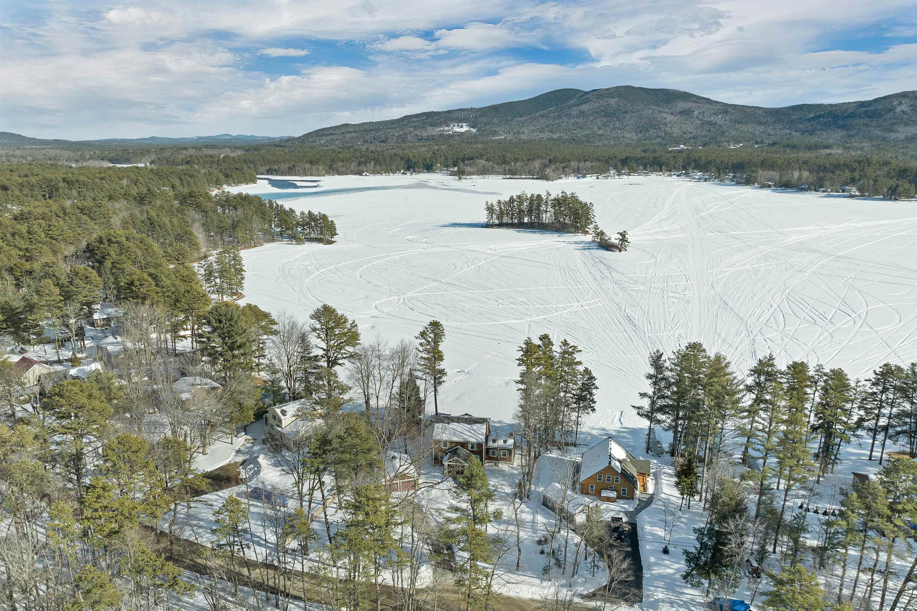 126 Leavitt Rd, Ossipee, NH 03864