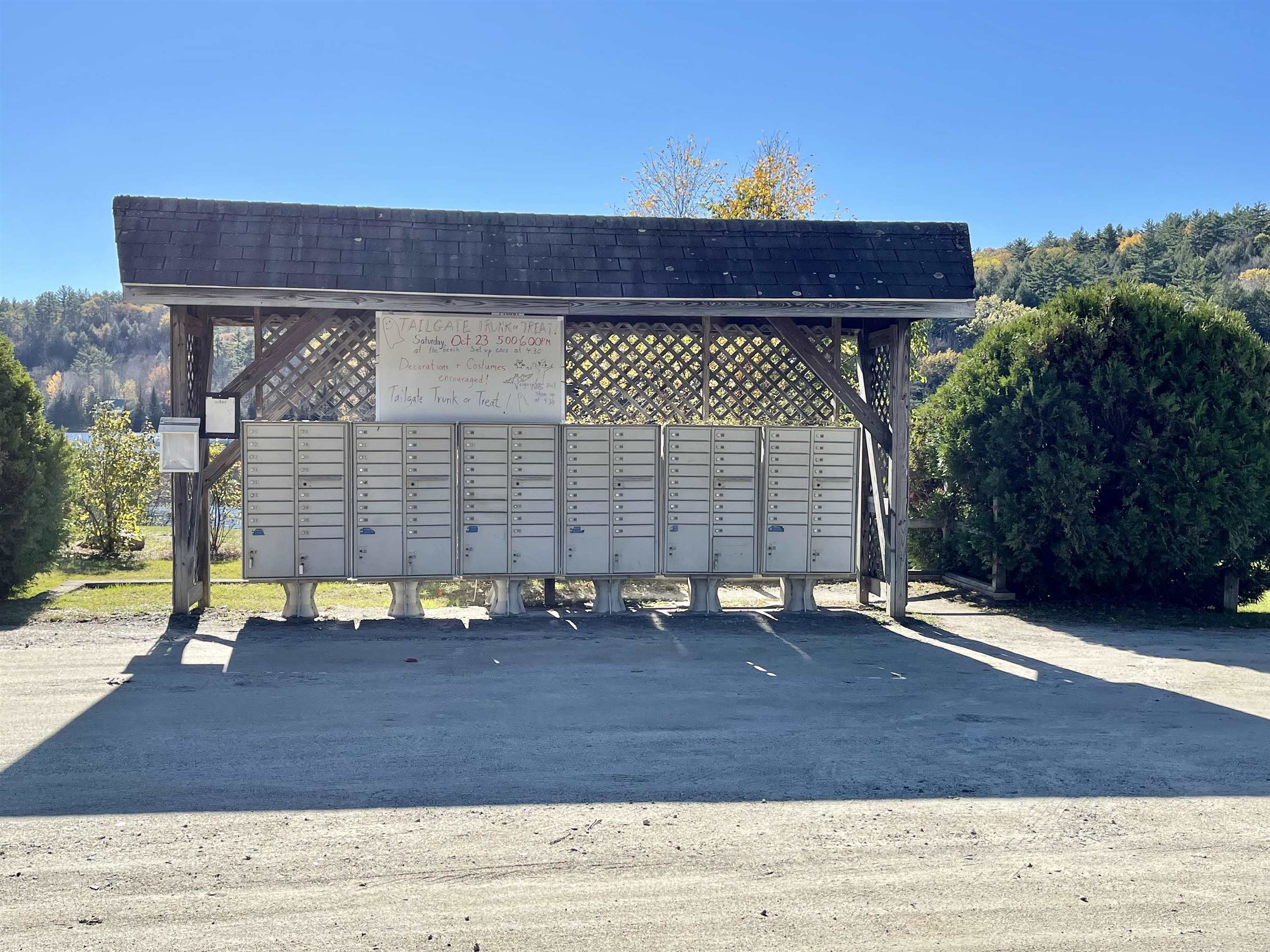 19 Lodge Ln, Haverhill, NH 03785