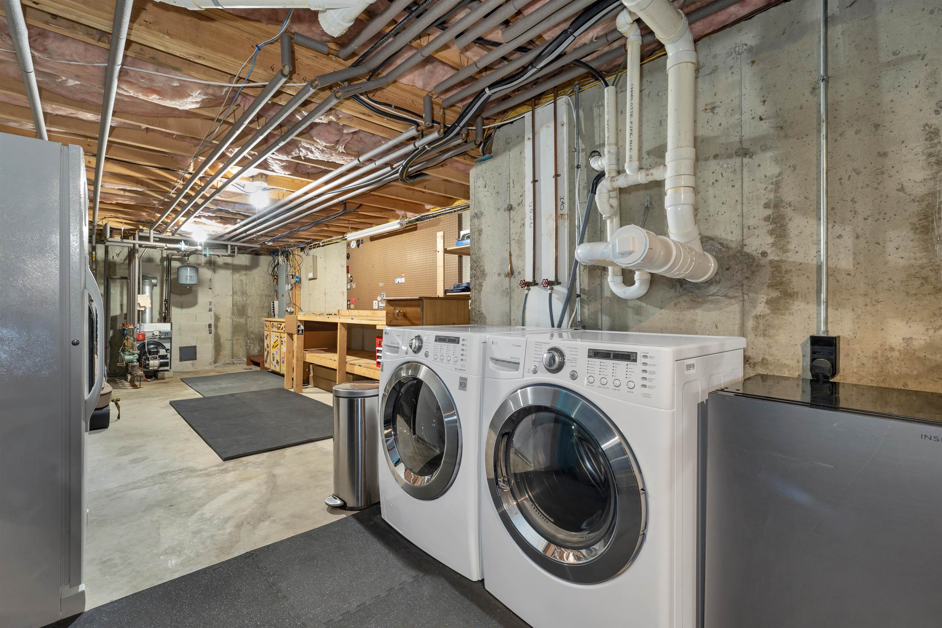 5 Ridge Rd, Newfields, NH 03856