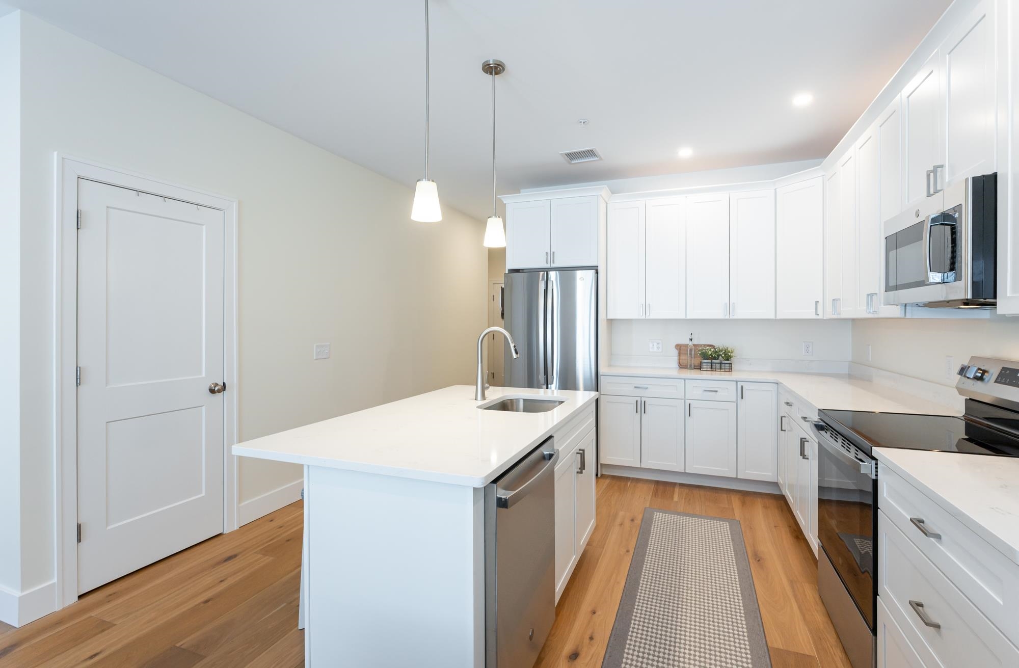 Homes for sale in Concord, NH | 13 Suffolk Dr #3, Concord, NH 03303 | MLS# 5078223