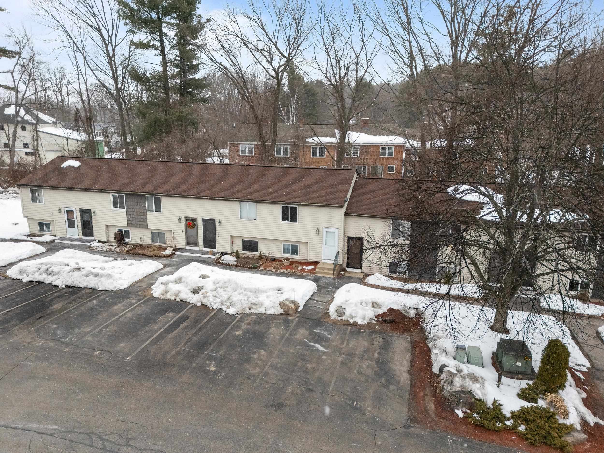 905 Mammoth Rd, Manchester, NH 03104