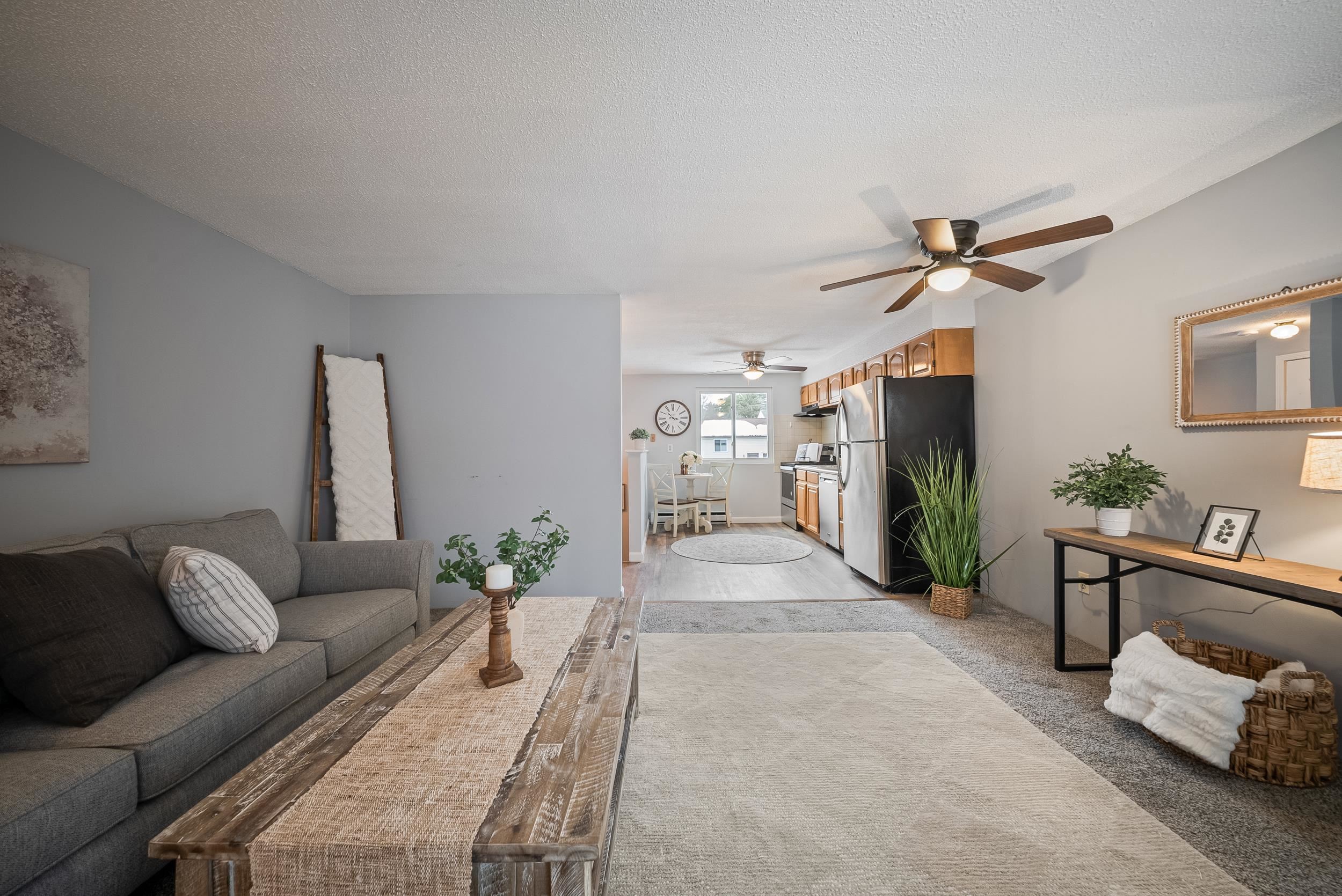 Homes for sale in Manchester, NH | 905 Mammoth Rd #5, Manchester, NH 03104 | MLS# 5078233