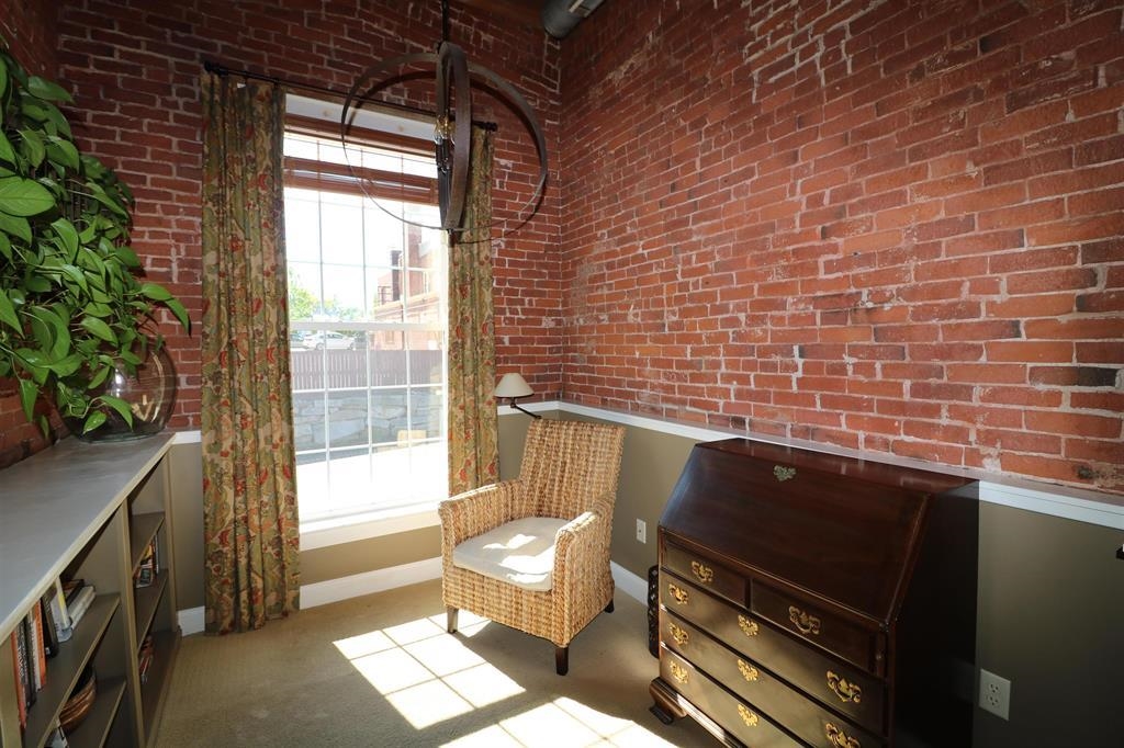 8 Main St #11, Jaffrey, NH 03452