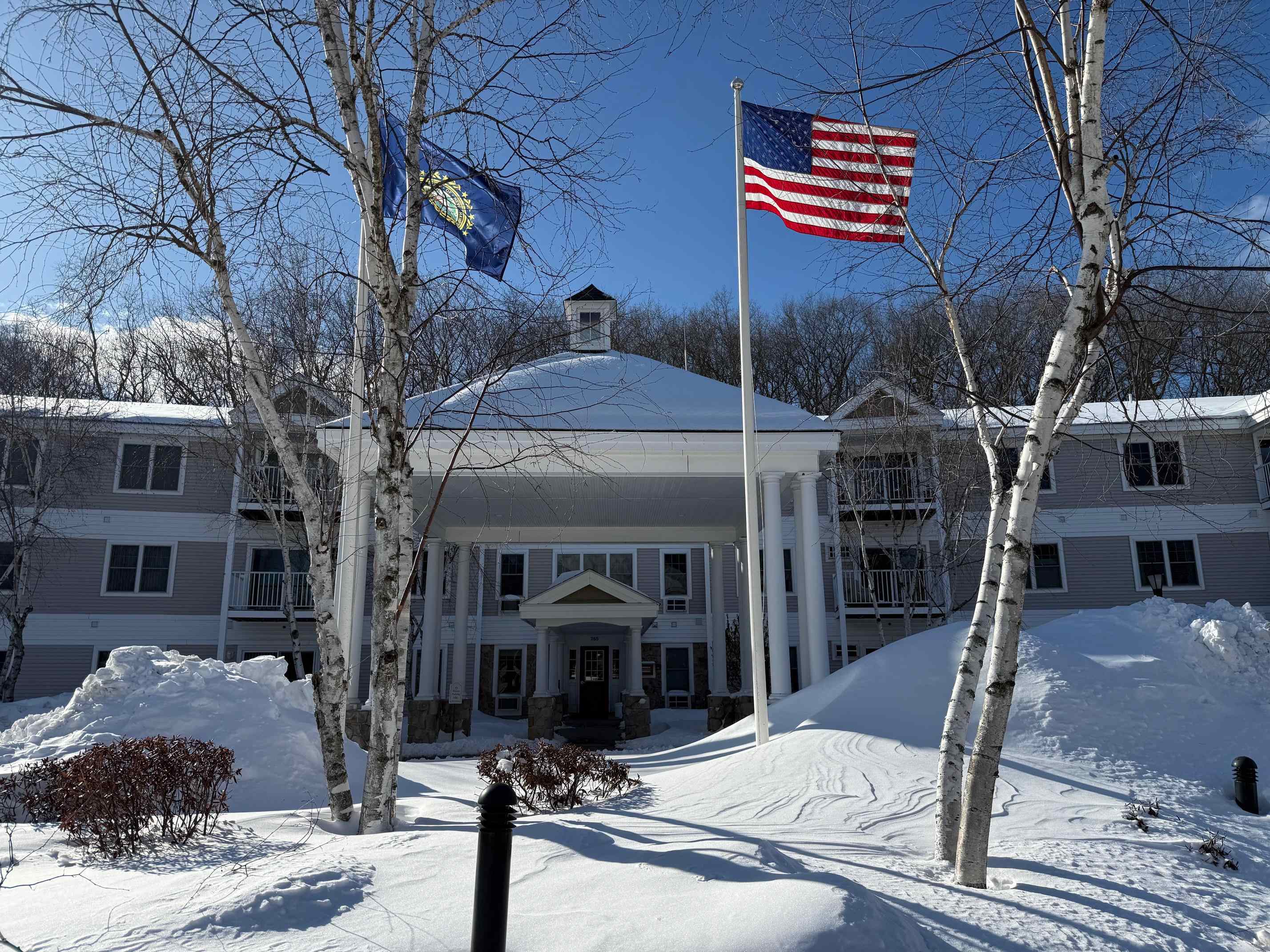 Homes for sale in Manchester, NH | 265 Edward J Roy Dr #210, Manchester, NH 03104 | MLS# 5078236