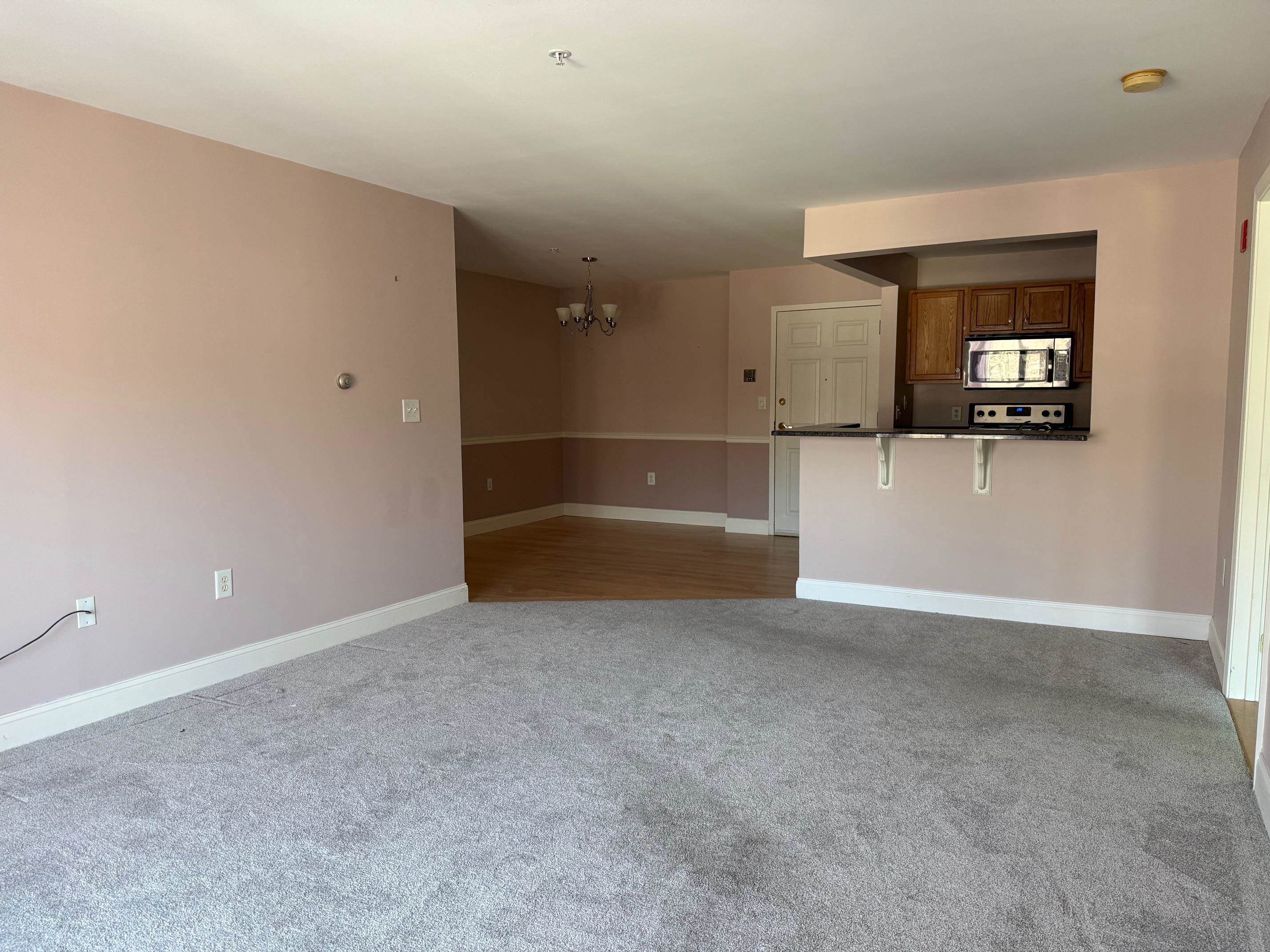 265 Edward J Roy Dr, Manchester, NH 03104