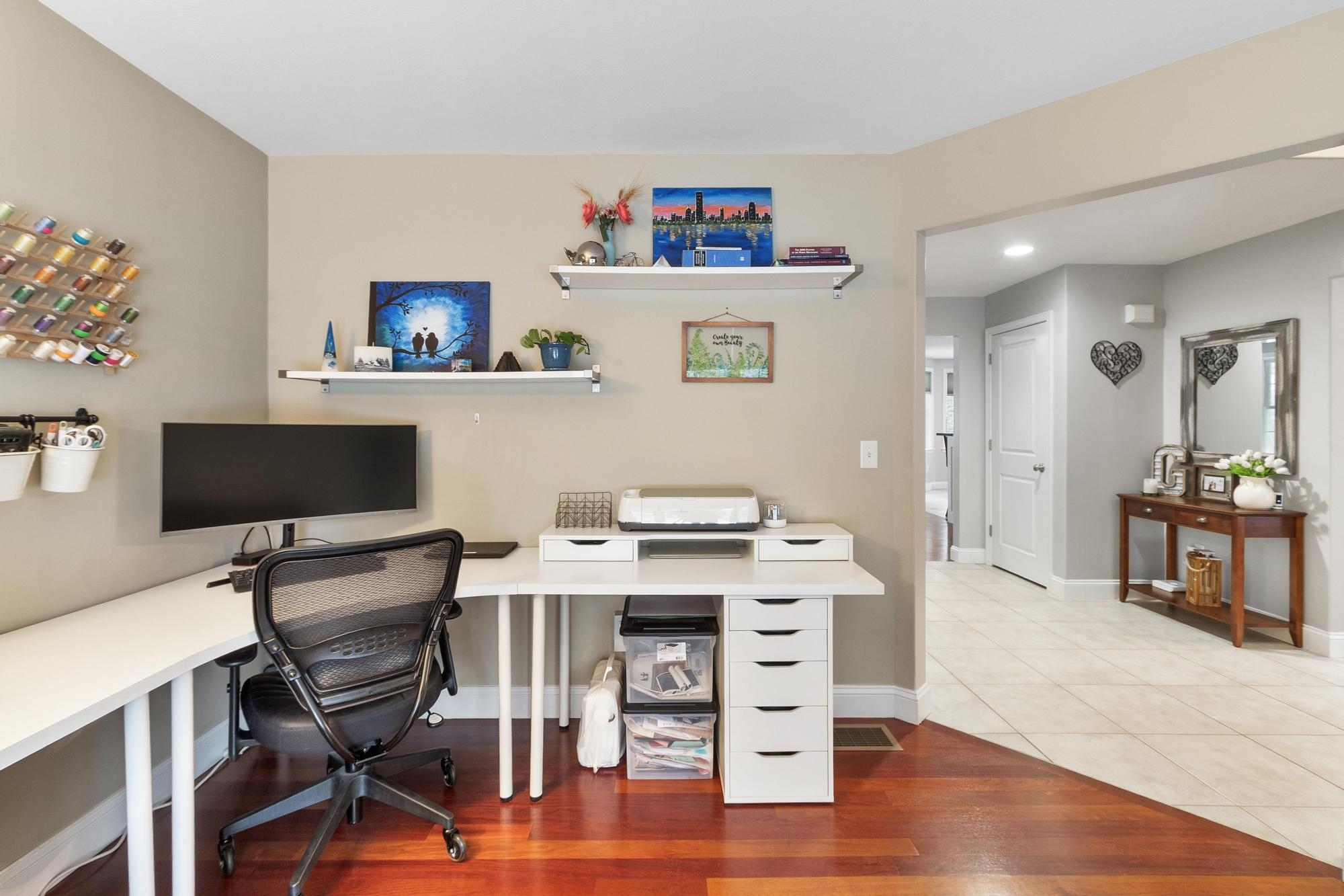 12 Glastombury Dr, Sandown, NH 03873