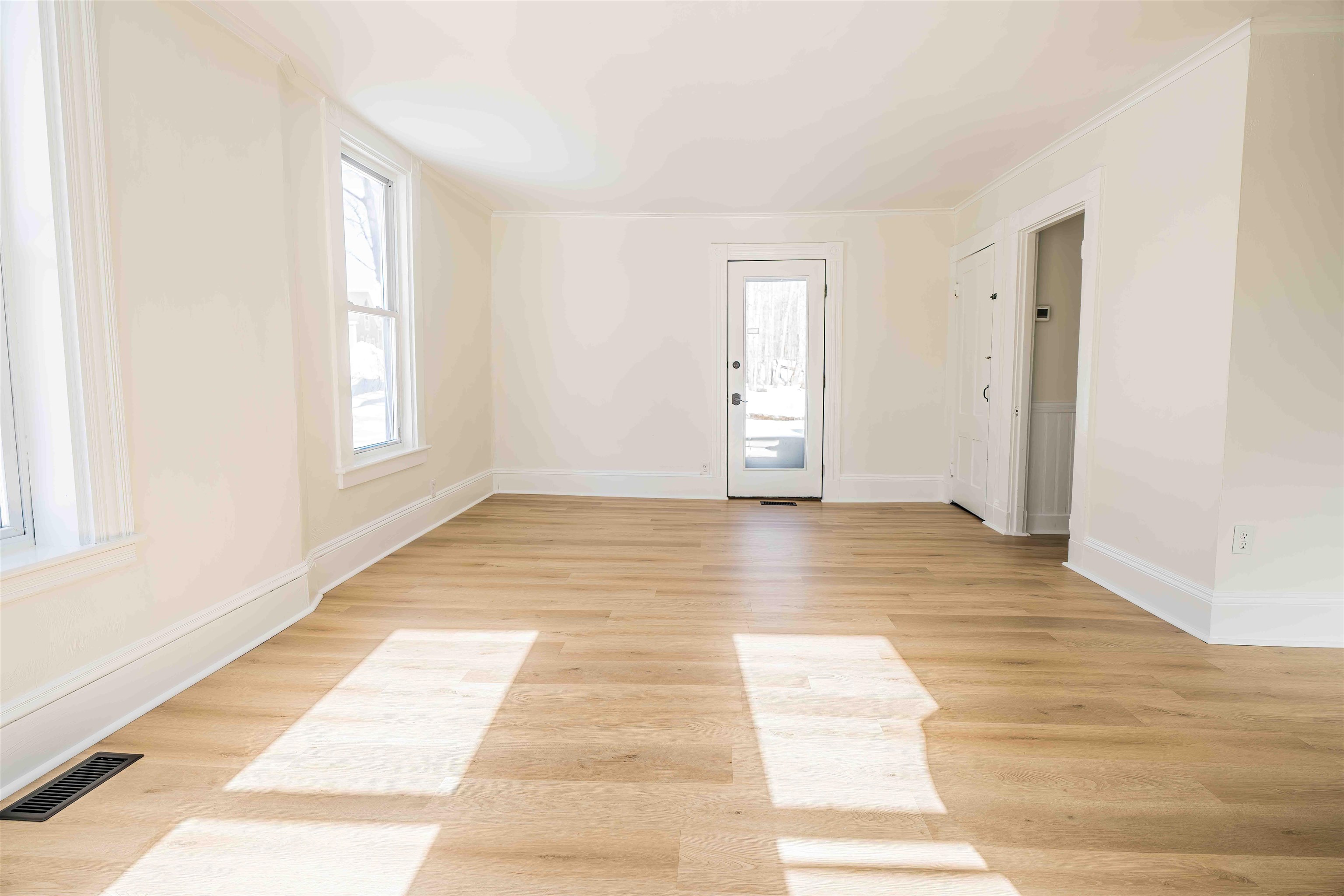 360 First Nh Turnpike, Northwood, NH 03261