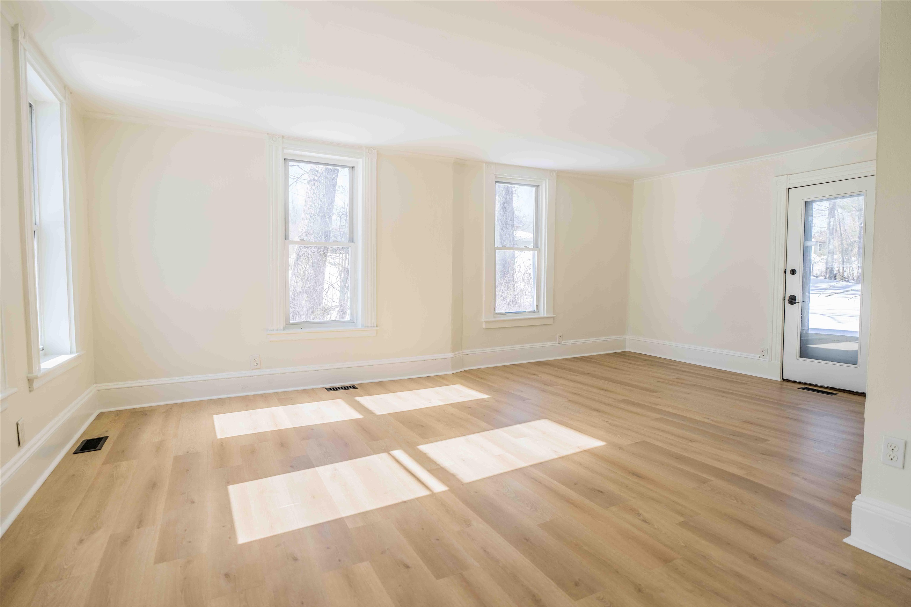 360 First Nh Turnpike, Northwood, NH 03261