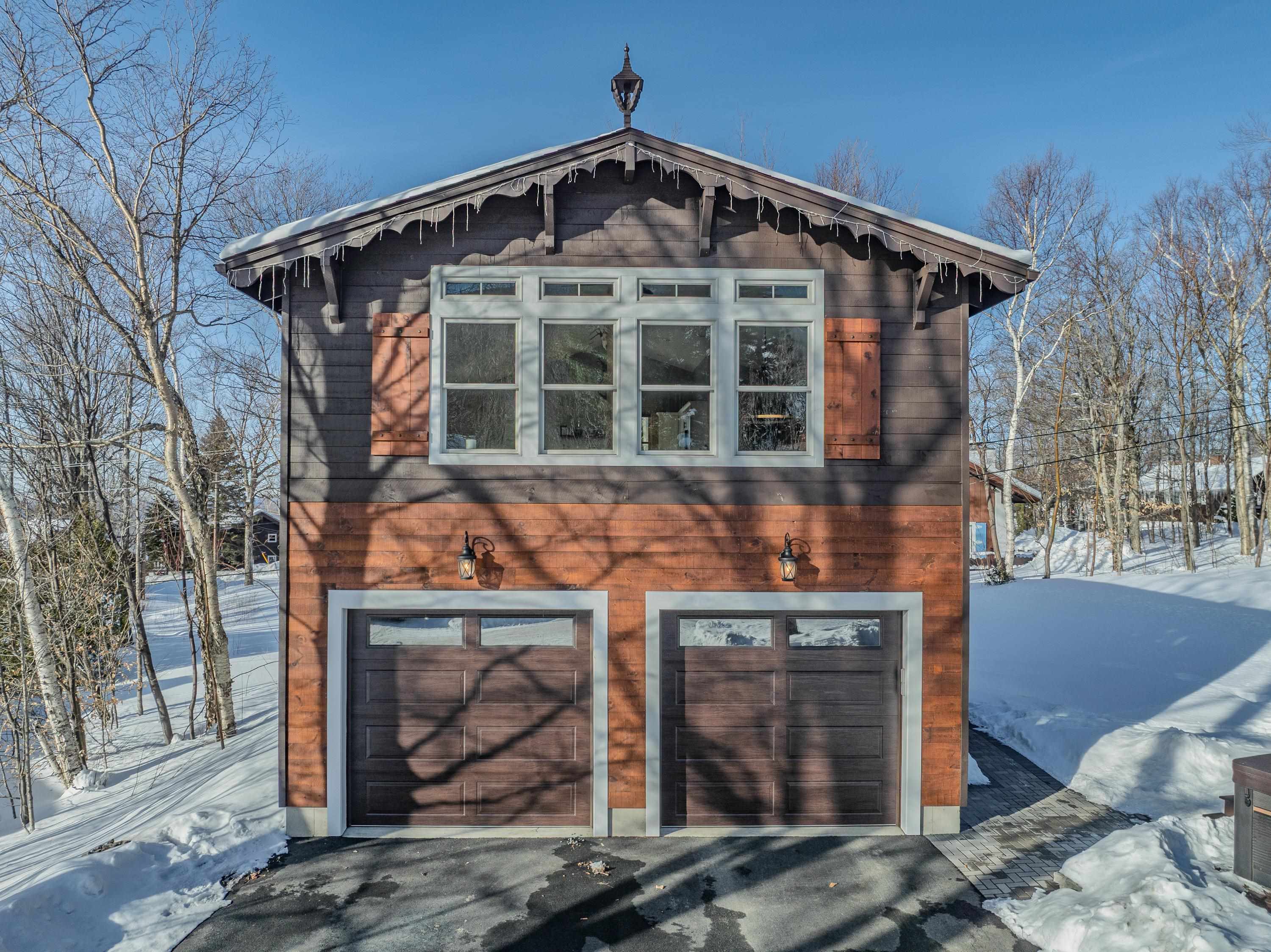 37 Pioneer Rd, Franconia, NH 03580