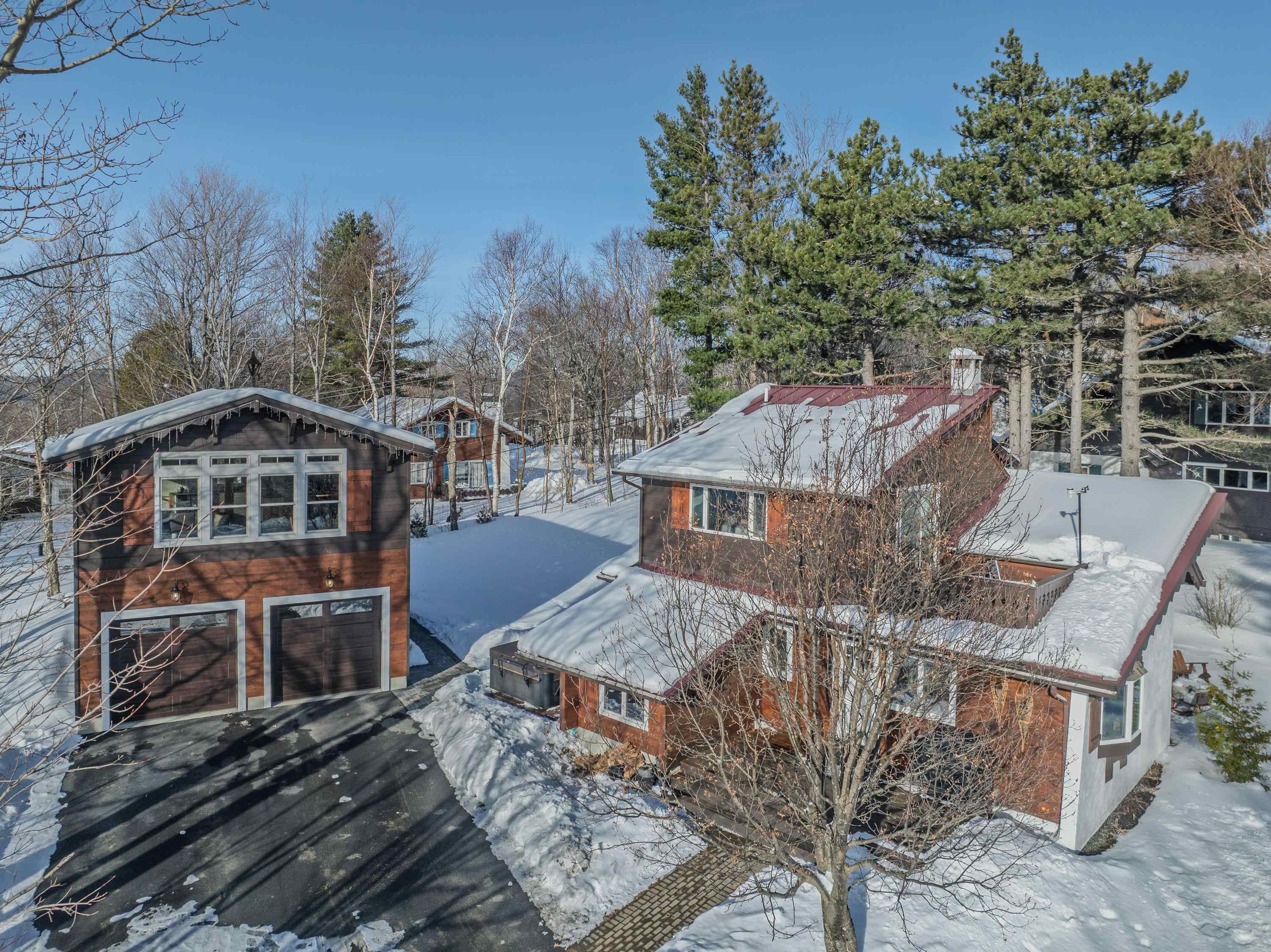 37 Pioneer Rd, Franconia, NH 03580