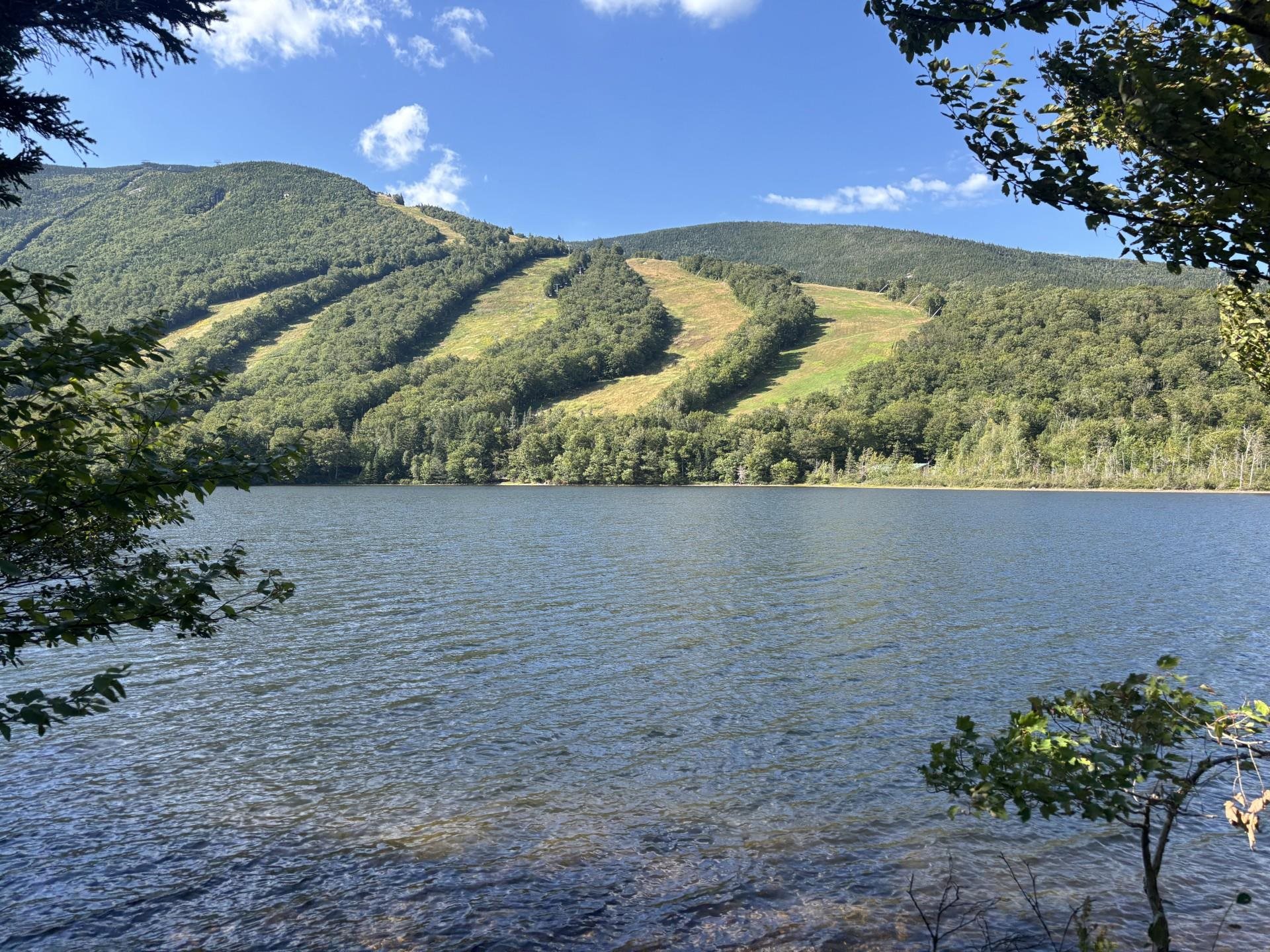 37 Pioneer Rd, Franconia, NH 03580