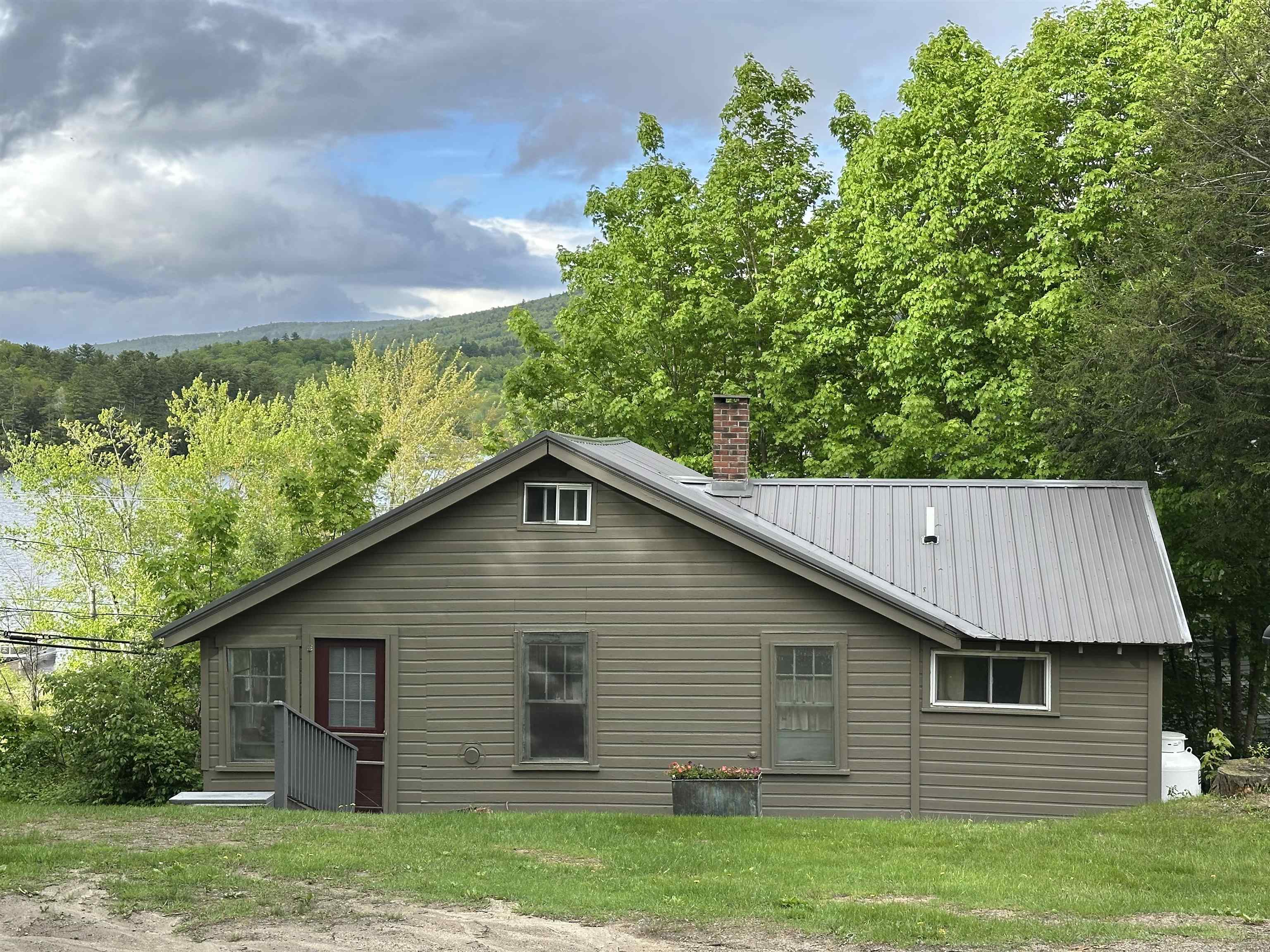 26 Don Gerry Rd, Bristol, NH 03222