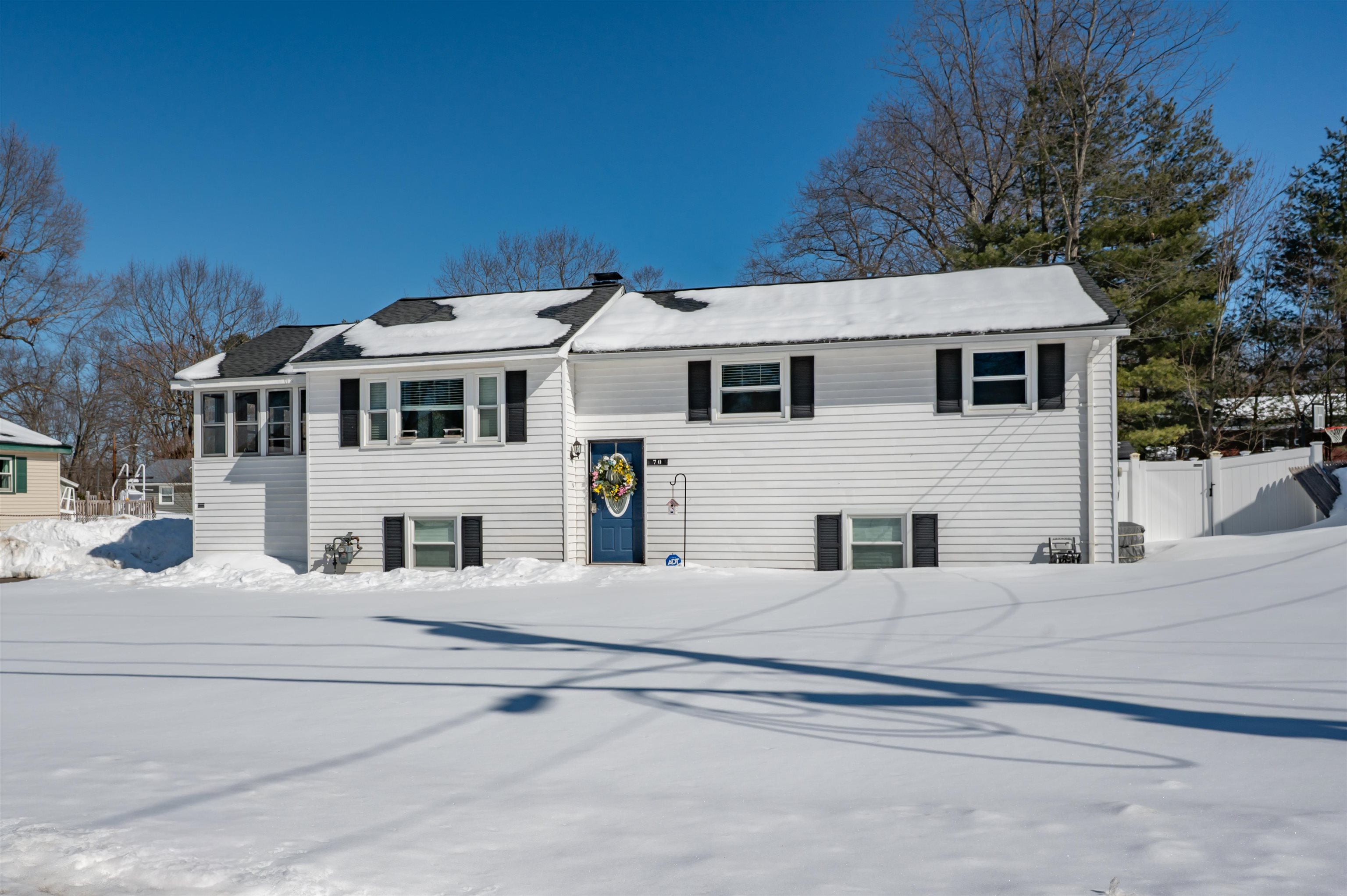 70 Tenby Dr, Nashua, NH 03062