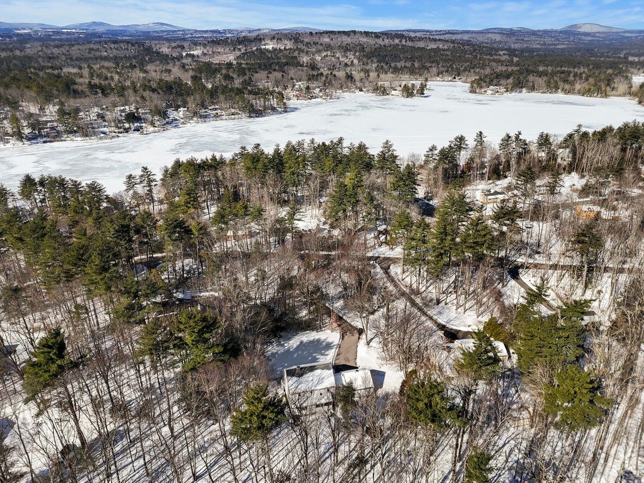 6 Autumn Ln, Merrimack, NH 03054