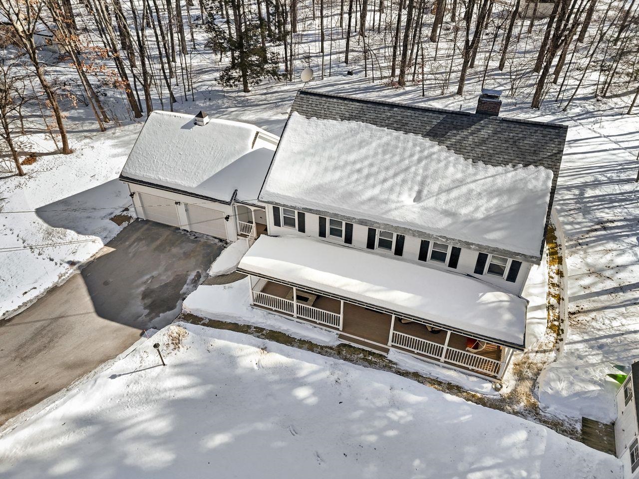 6 Autumn Ln, Merrimack, NH 03054