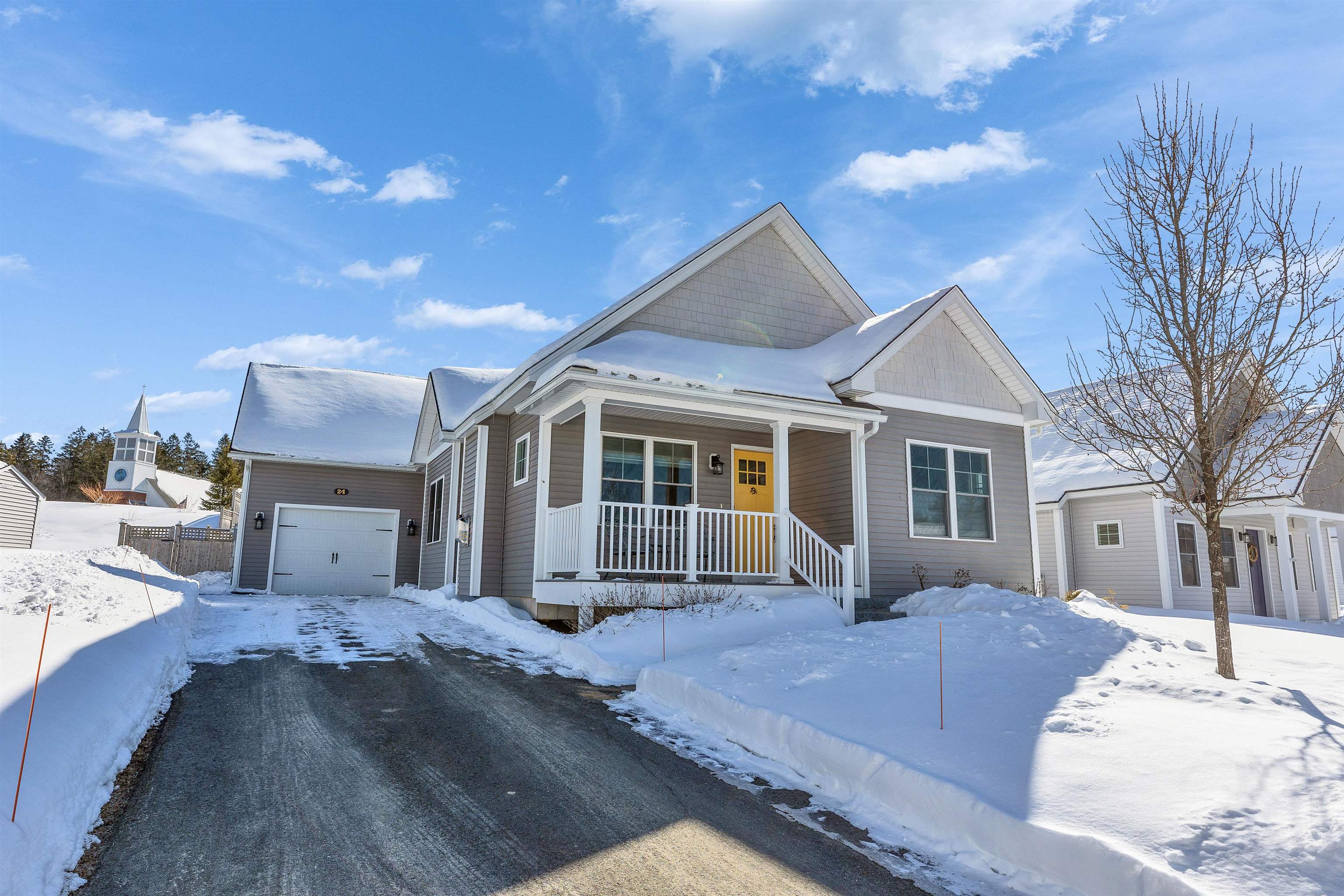 24 Church St, Peterborough, NH 03458