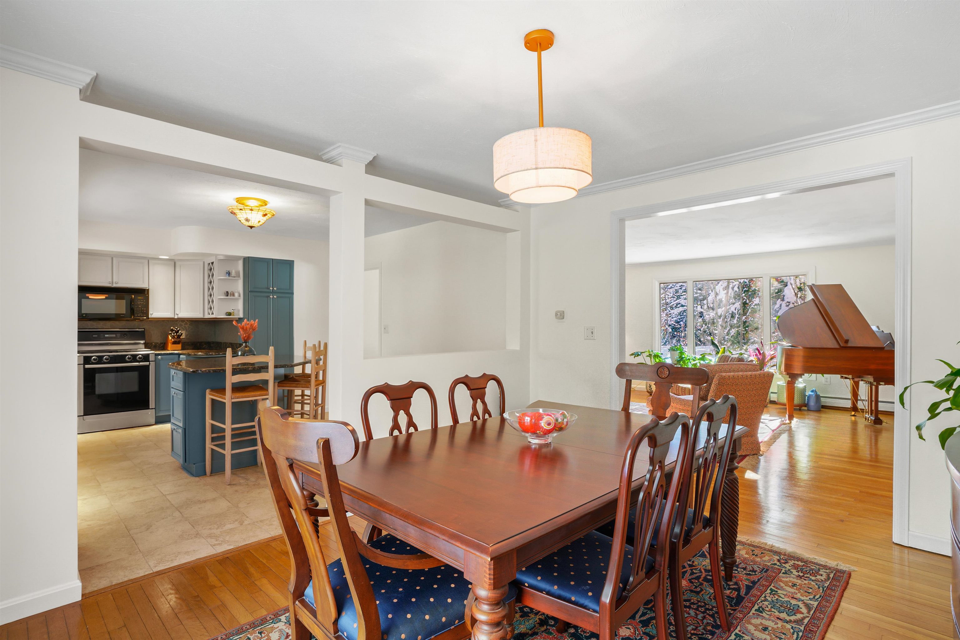 20 Greatstone Dr, Merrimack, NH 03054