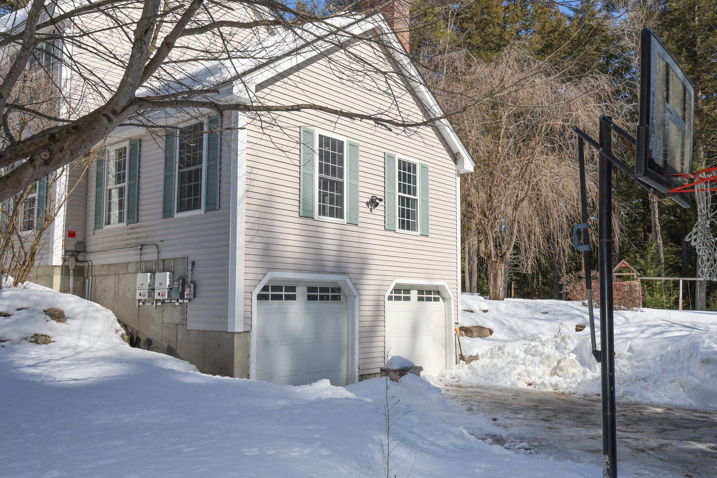 Homes for sale in Bow, NH | 17 Erin Dr, Bow, NH 03304 | MLS# 5078298