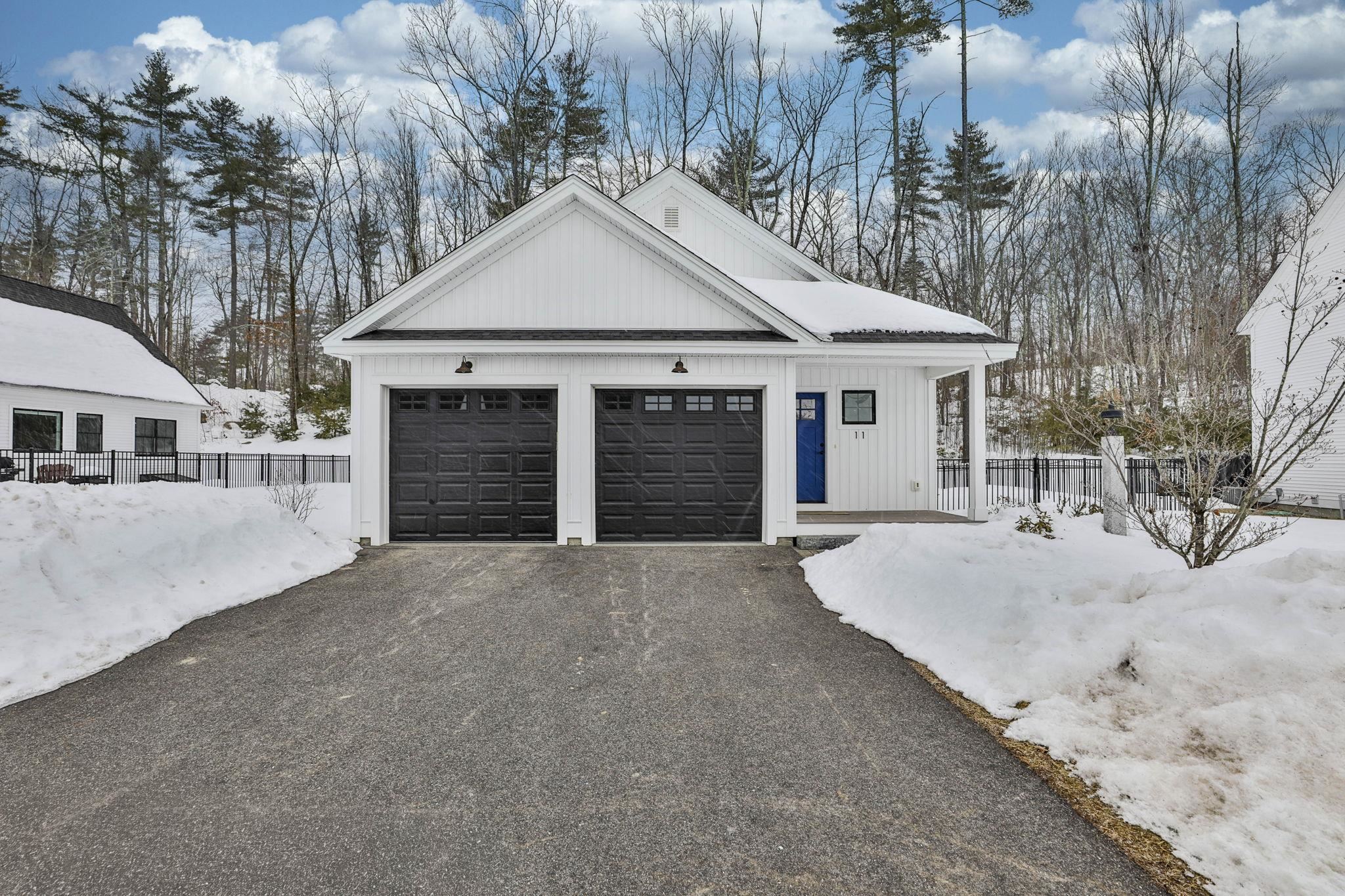 11 Pendleton Farms Ln, Amherst, NH 03031