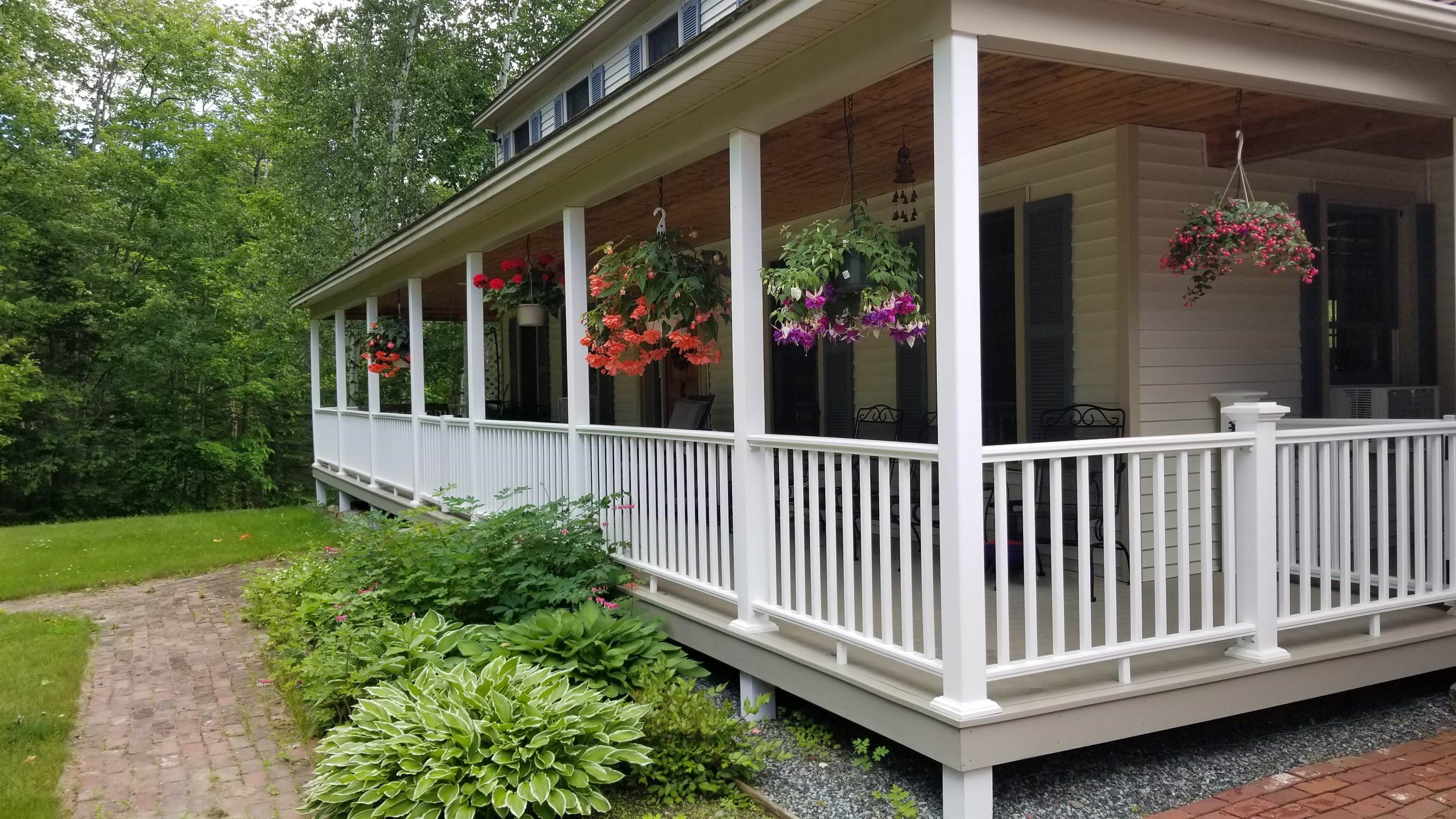 108 Littlefield Rd, Danbury, NH 03230