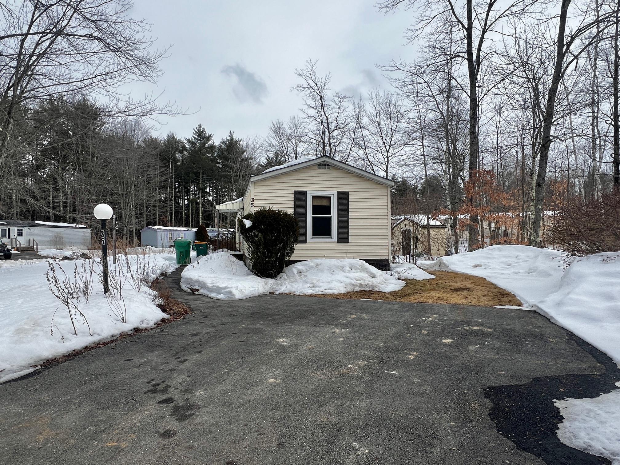 35 Brownstone Ln, Rochester, NH 03867
