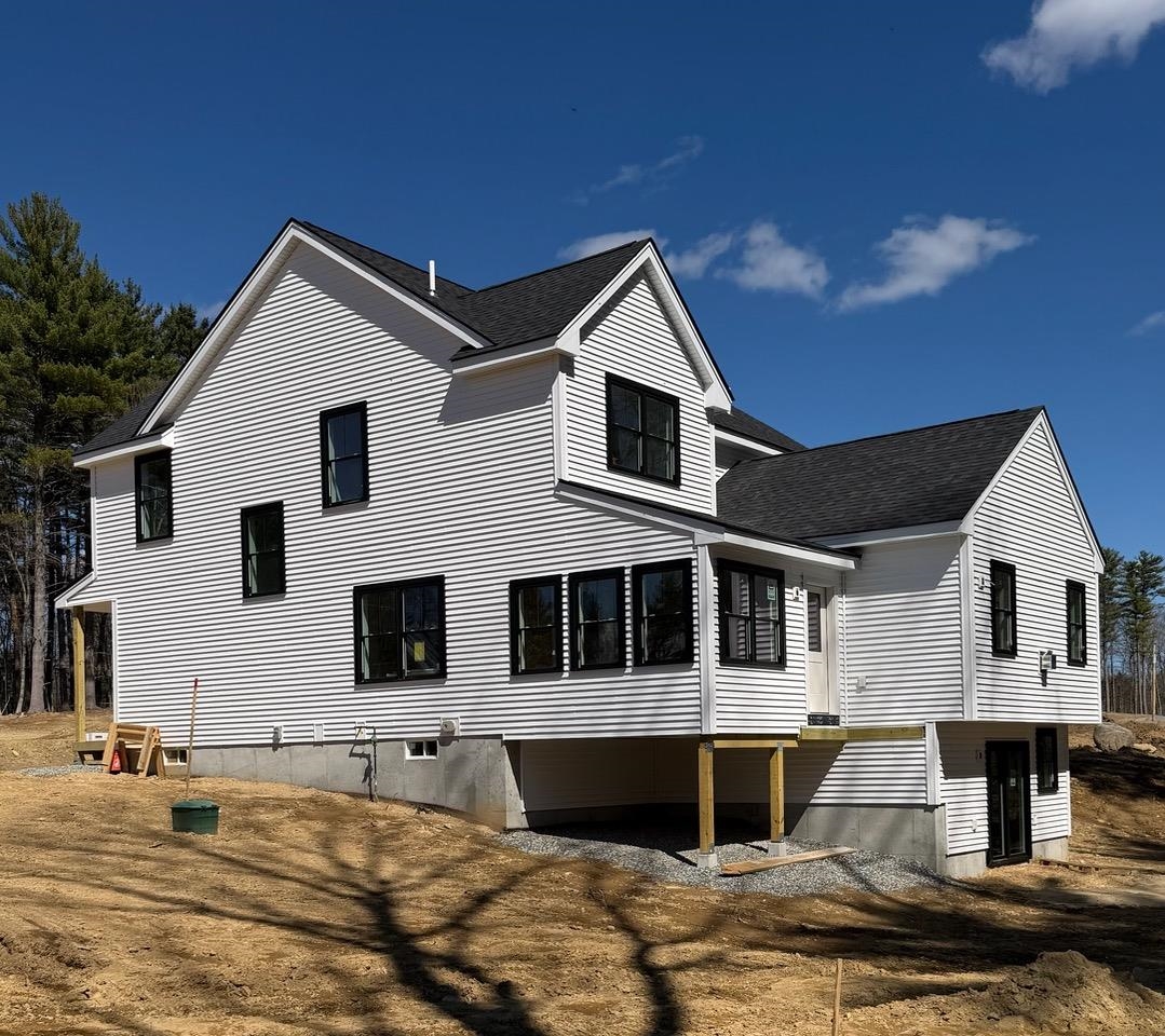 3 Lukes Way, Plaistow, NH 03865