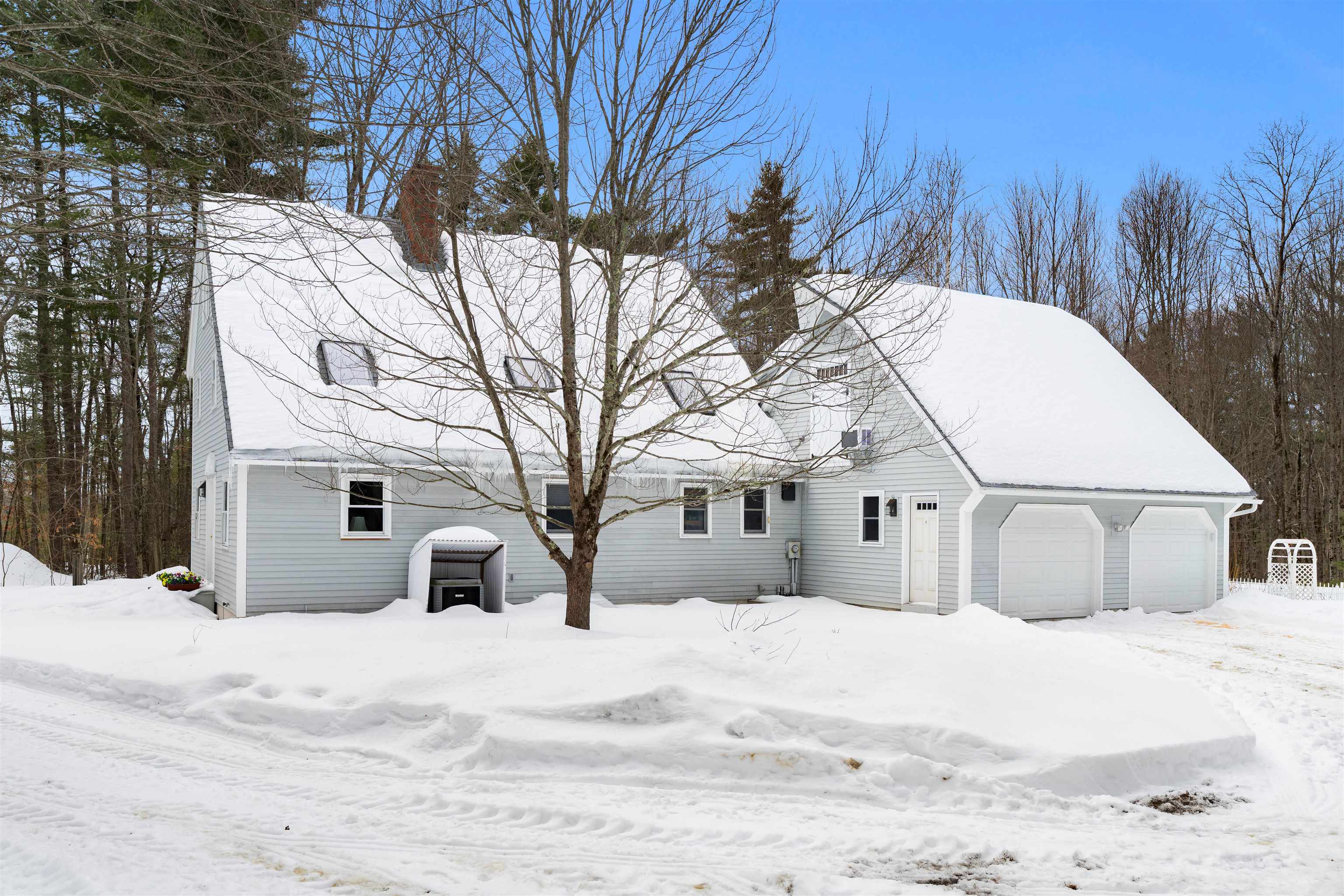 61 Russell Hill Rd, Brookline, NH 03033