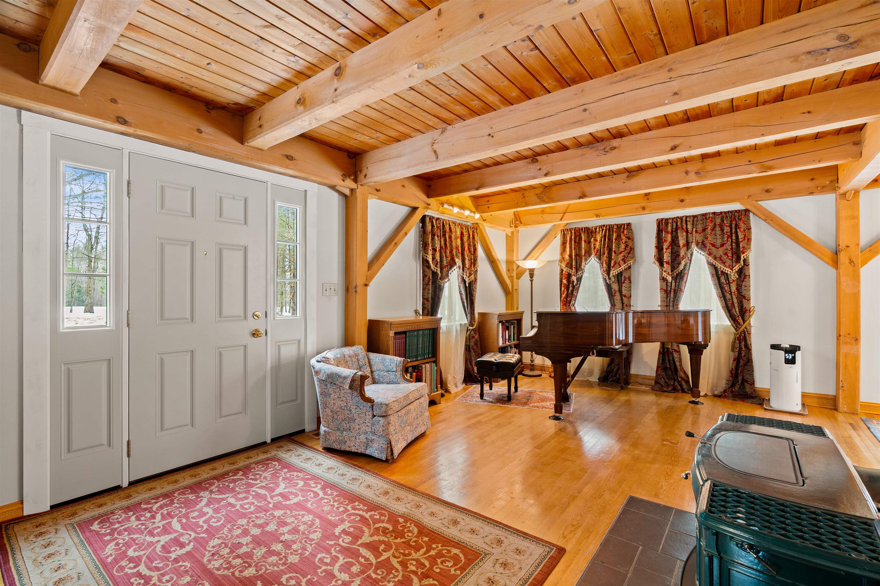 61 Russell Hill Rd, Brookline, NH 03033