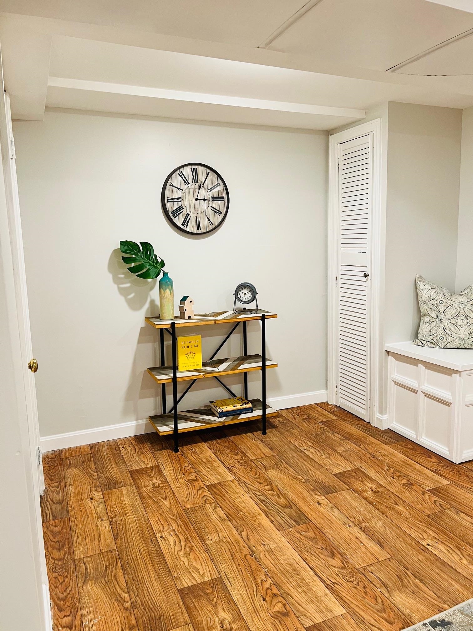 34 School St, Hudson, NH 03051