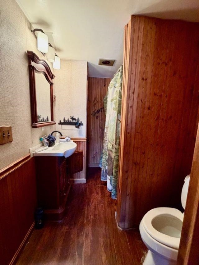 1376 Presidential Hw, Jefferson, NH 03583