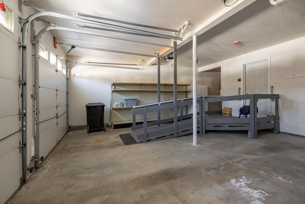 5 Windchime Dr, Bow, NH 03304